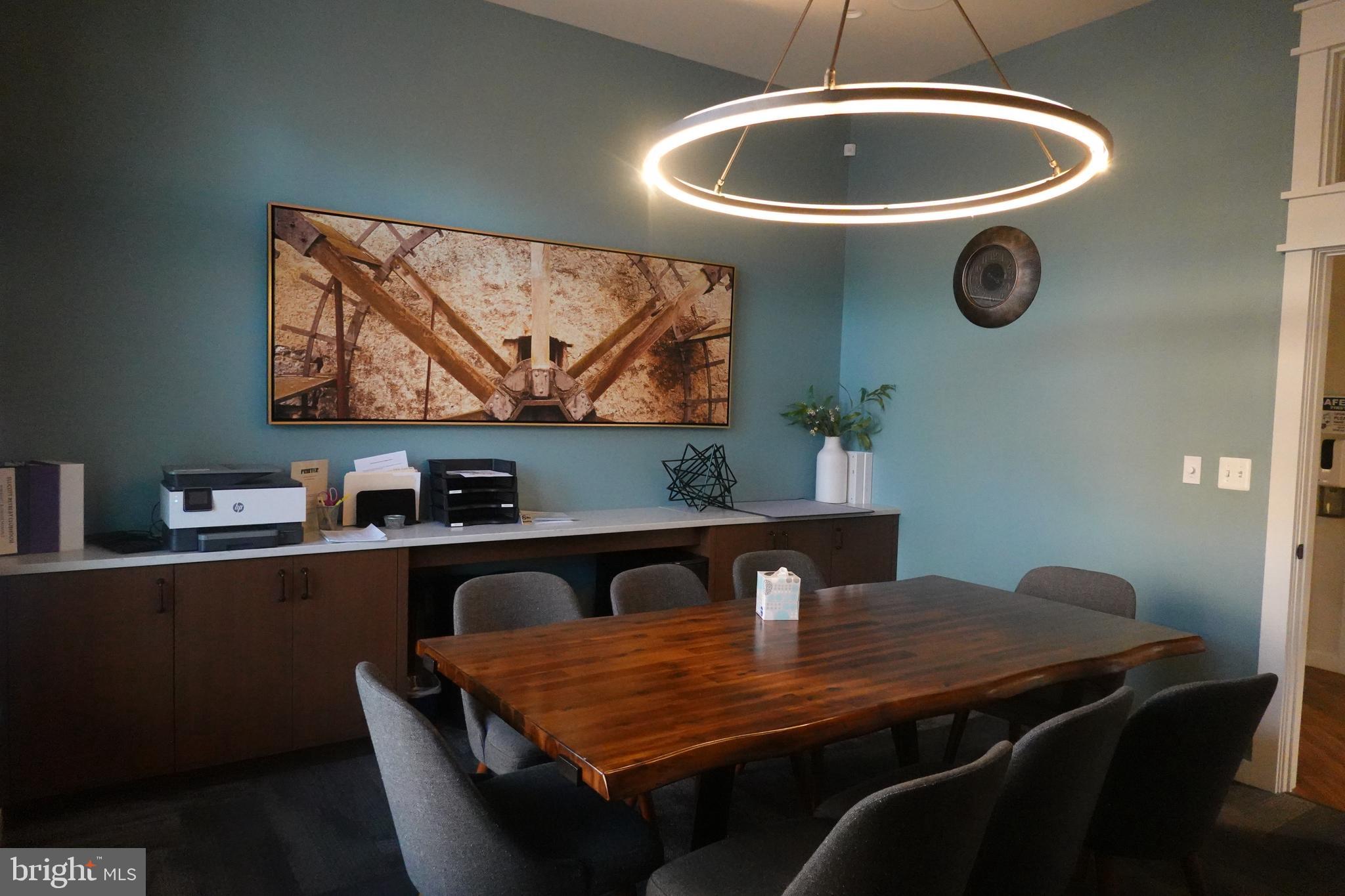 ELLICOTTS RETREAT - Residential