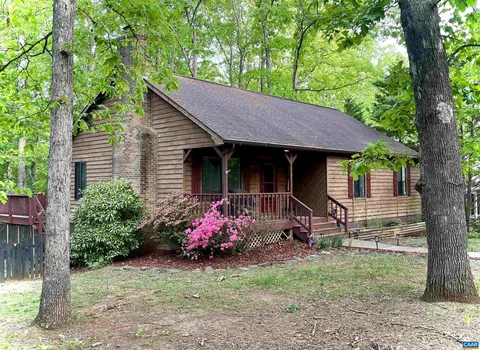 10 Darby Ln, Palmyra, VA MLS: 664059