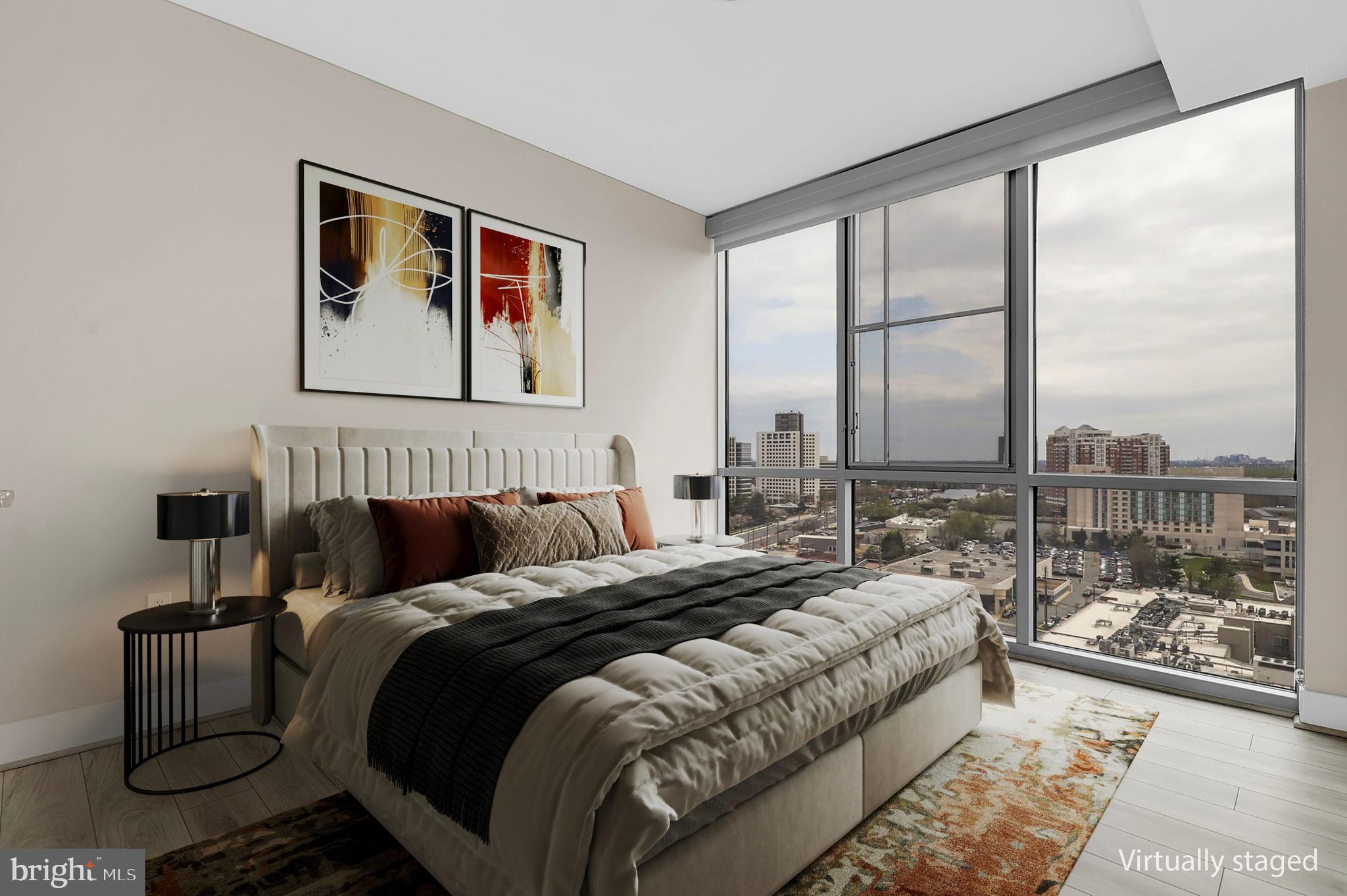 PIKE AND ROSE - Residential