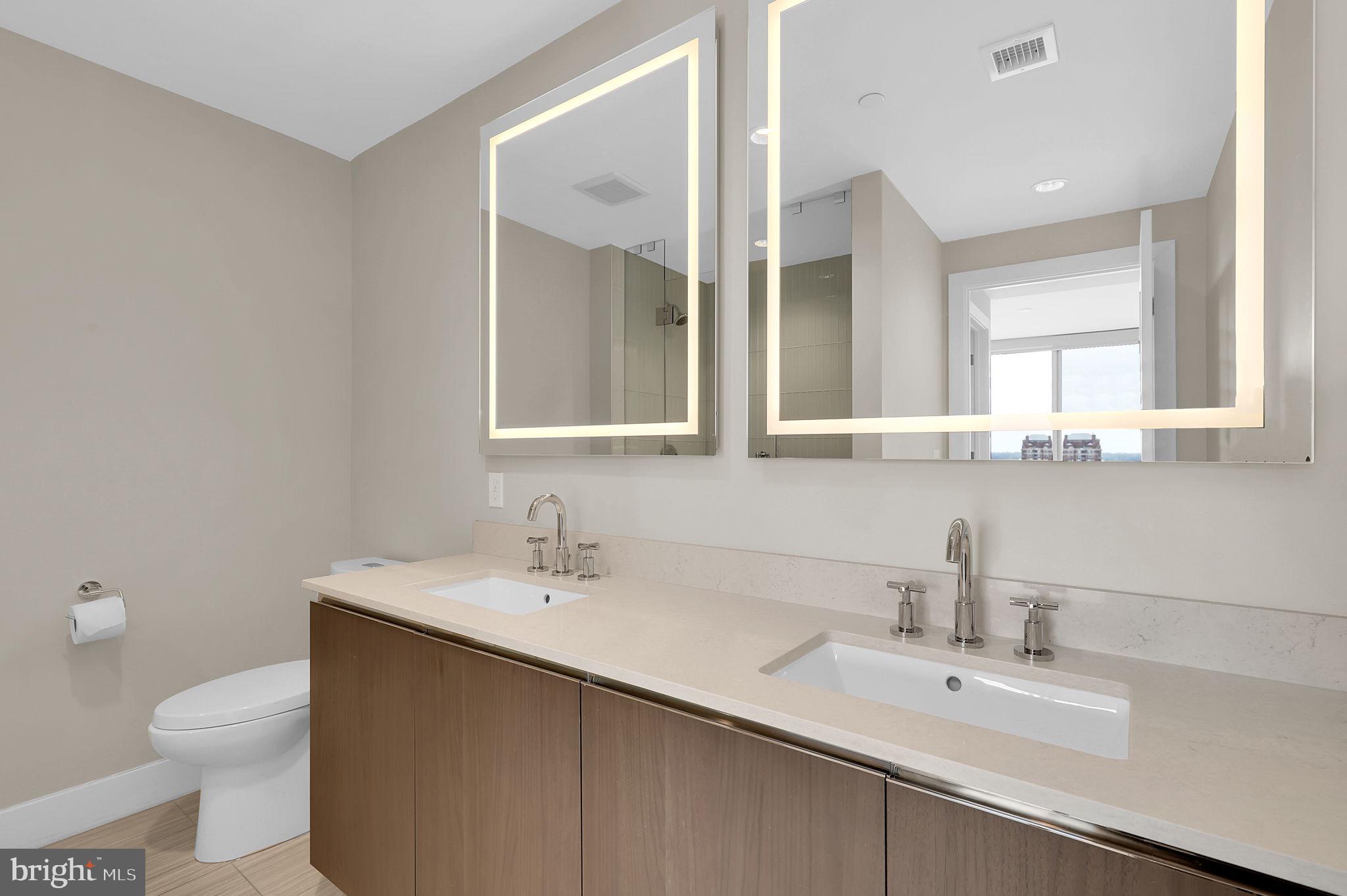 PIKE AND ROSE - Residential