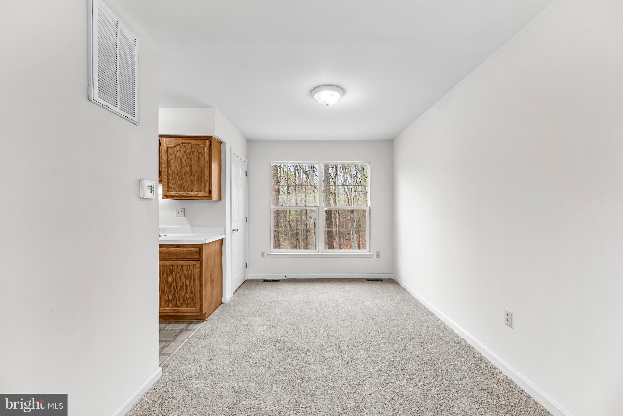 BAYSIDE TOWNHOUSES - Residential