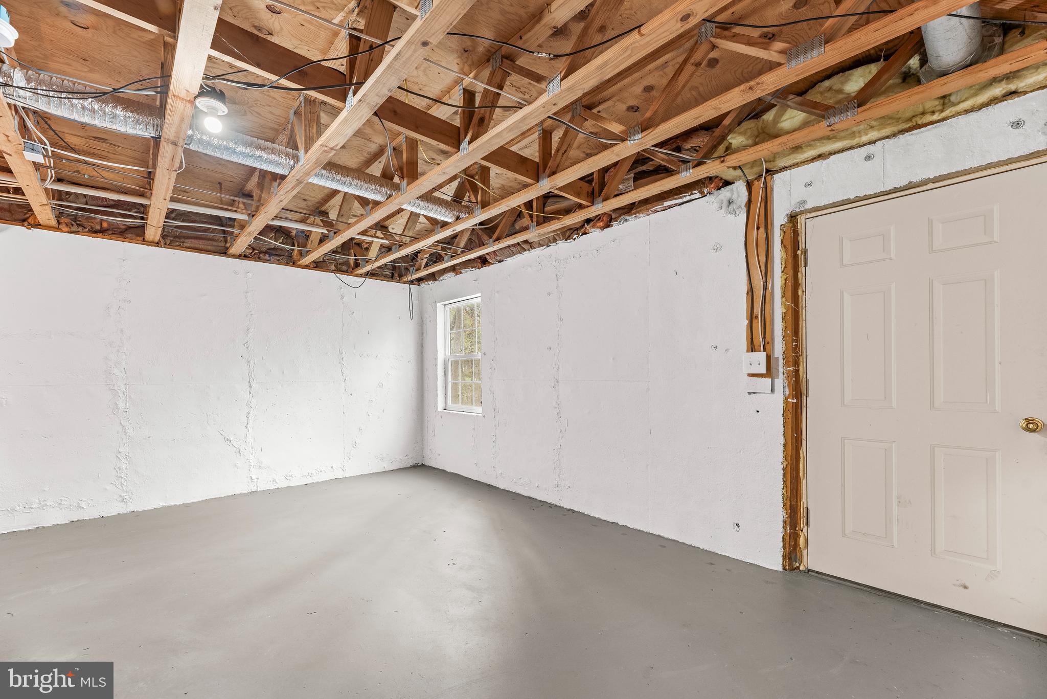 BAYSIDE TOWNHOUSES - Residential