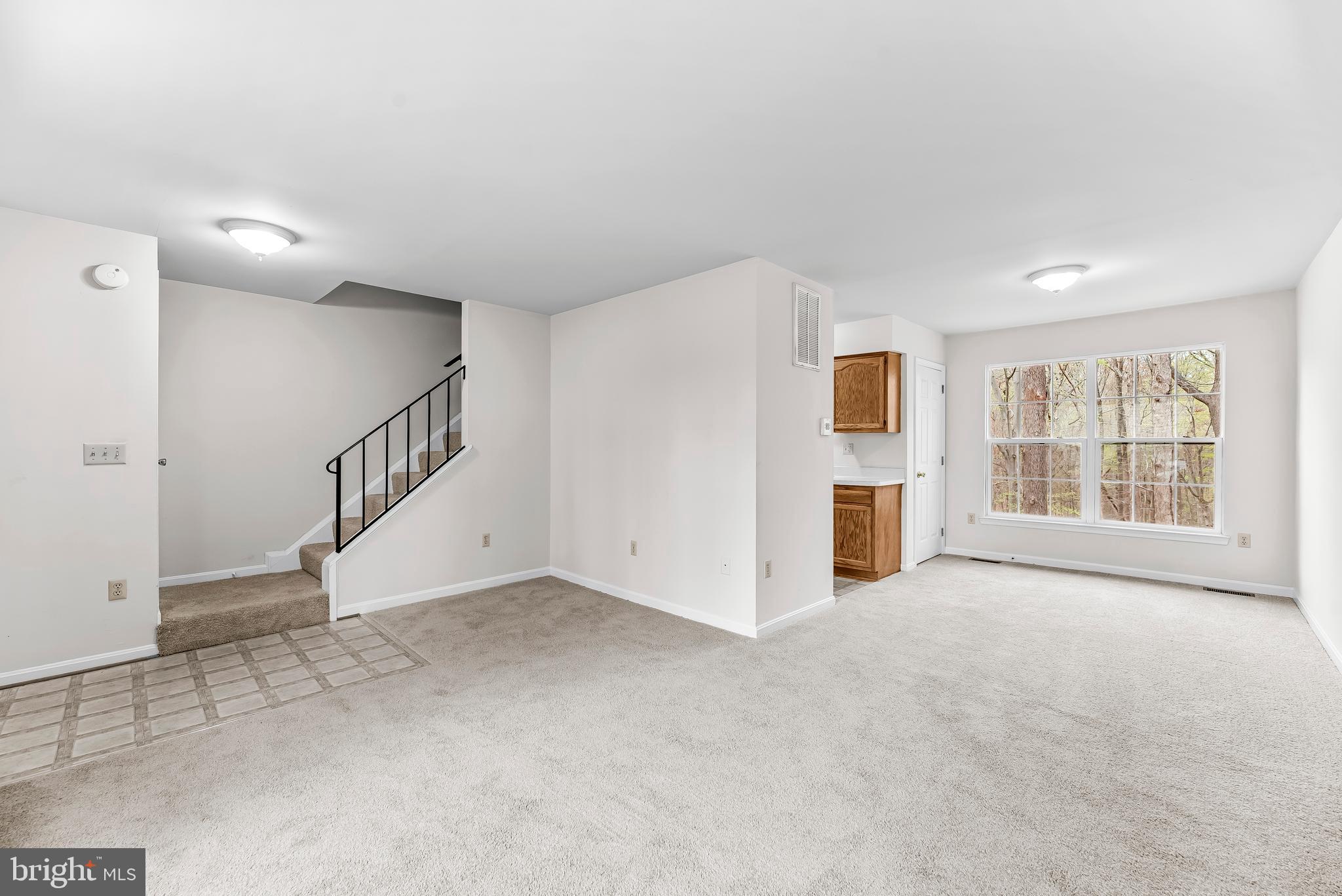 BAYSIDE TOWNHOUSES - Residential