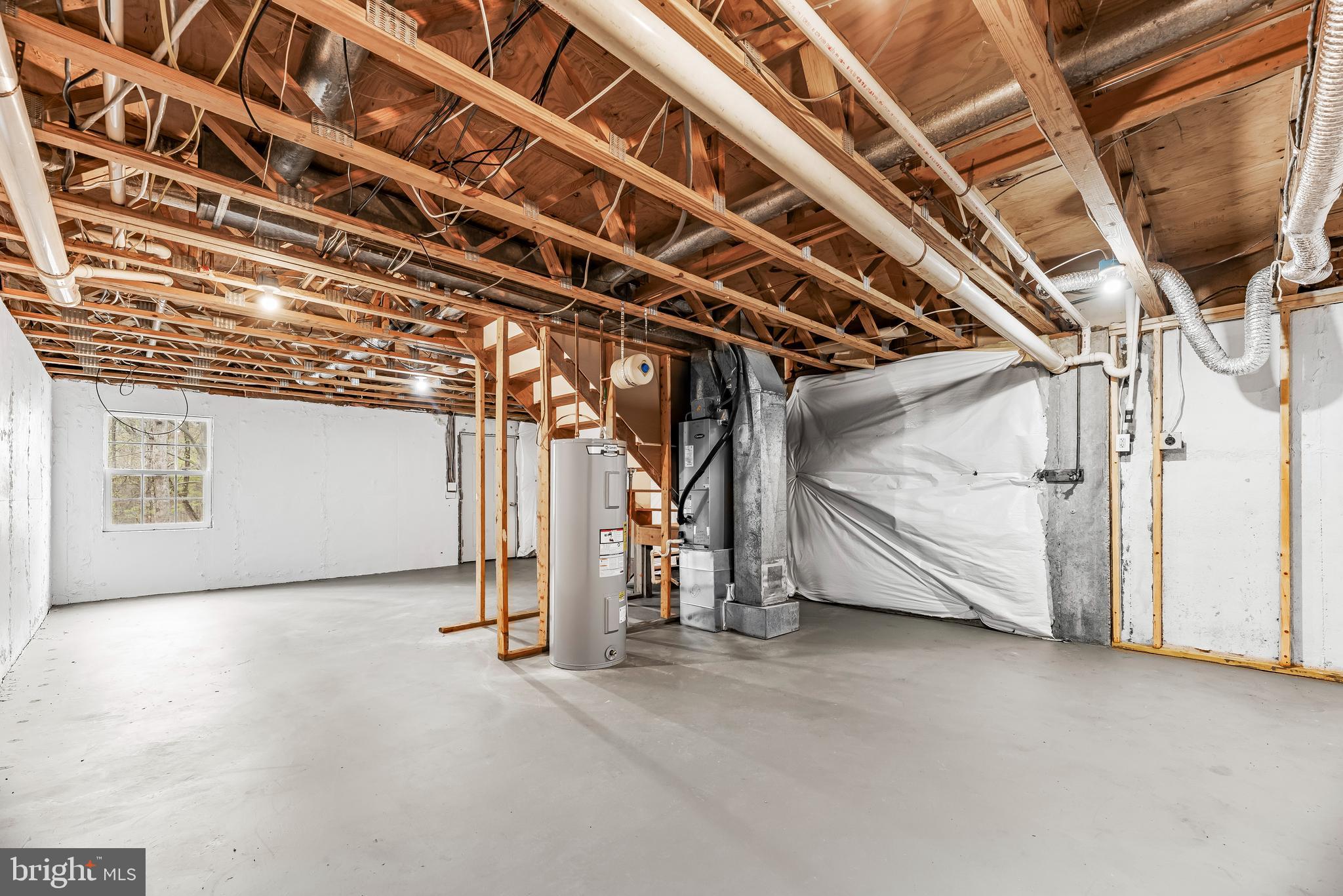 BAYSIDE TOWNHOUSES - Residential