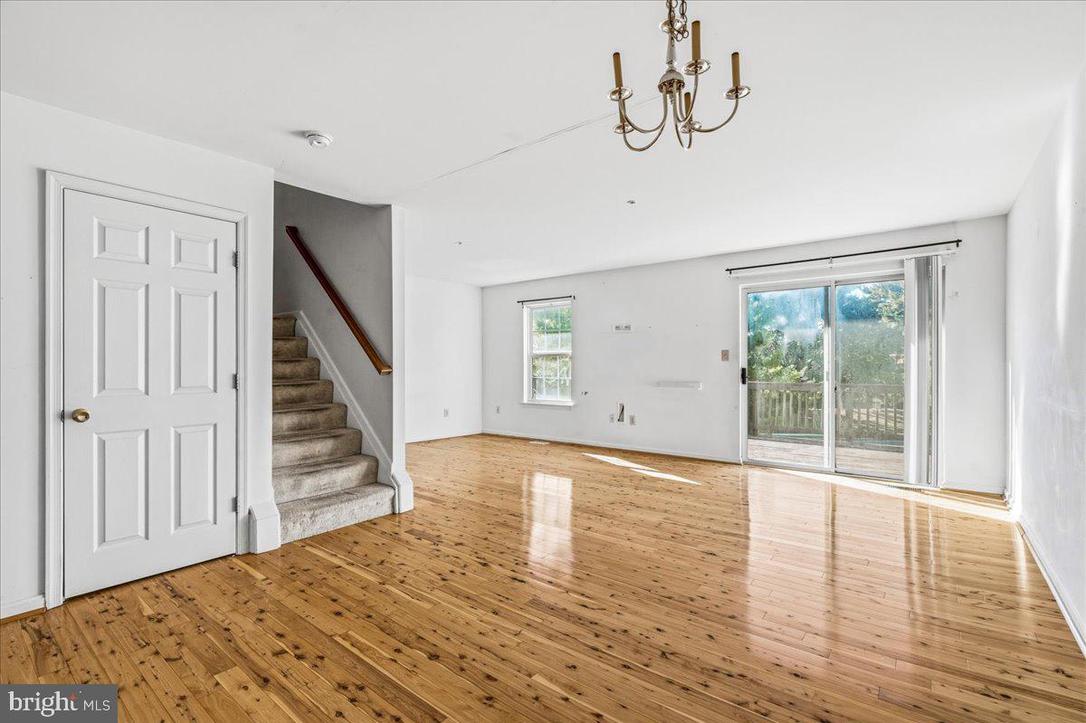 5781 FRINGETREE COURT