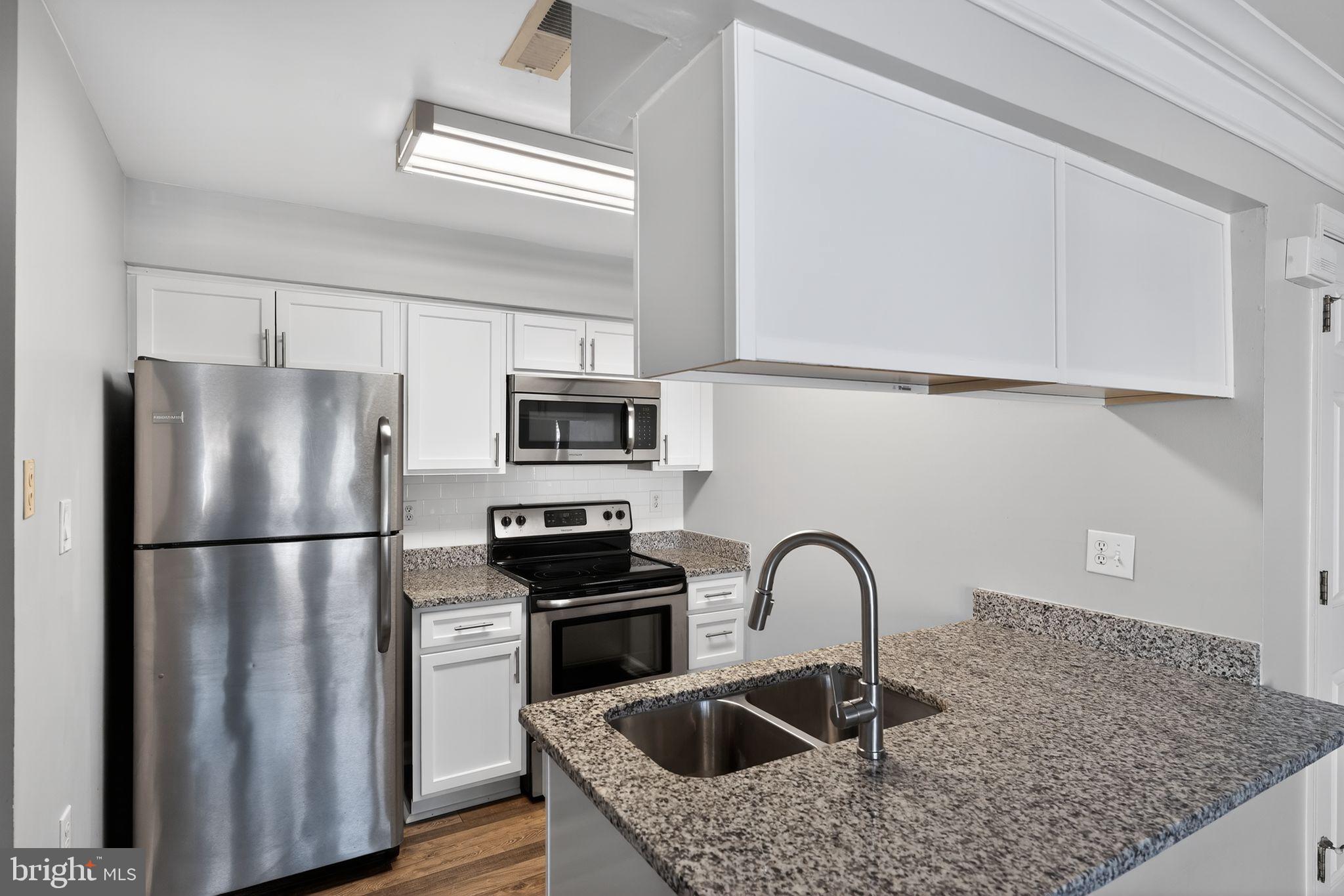 LAKE RIDGE - SPRINGWOODS - Residential