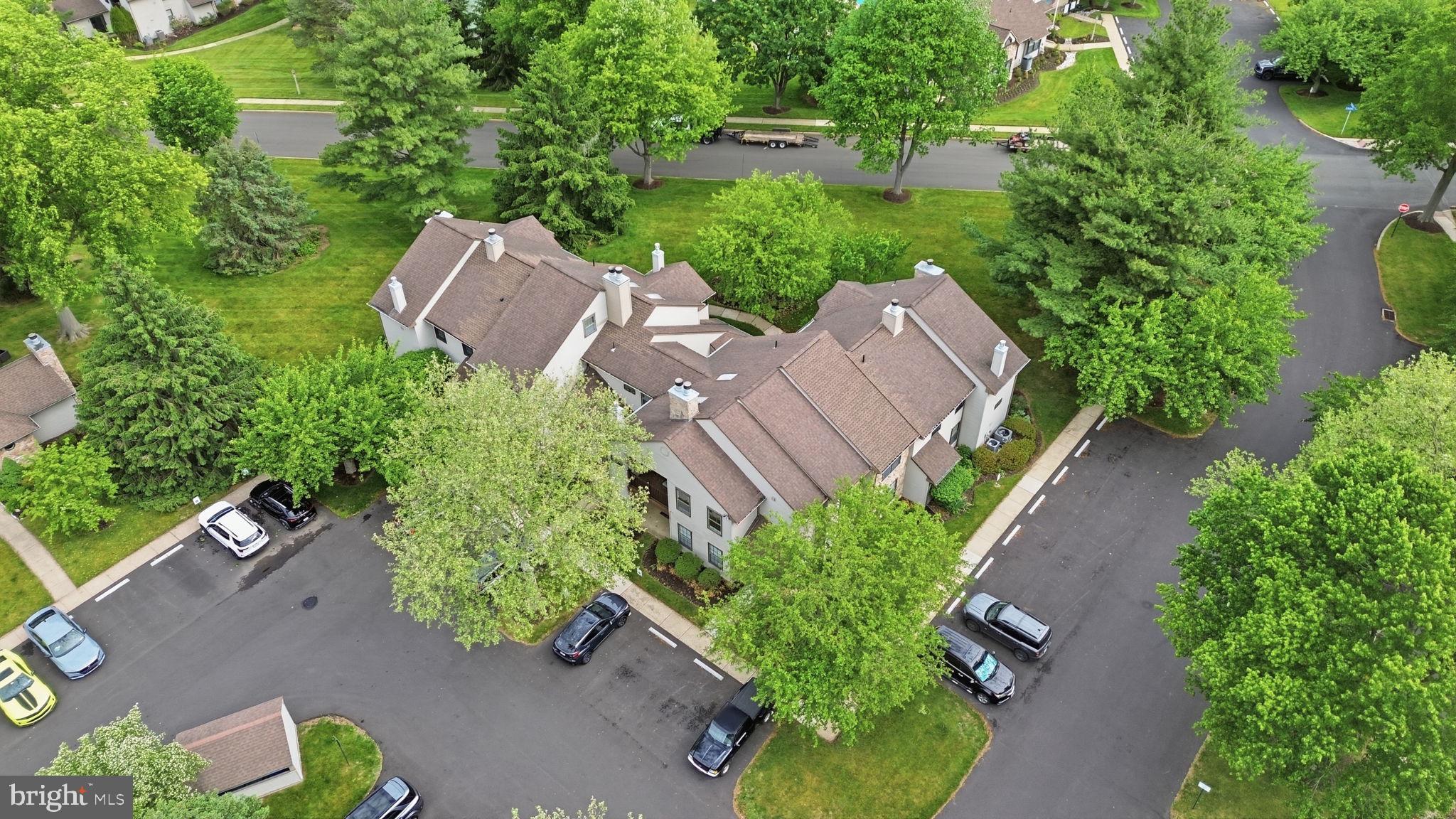 HAMPTON GREENS - Residential