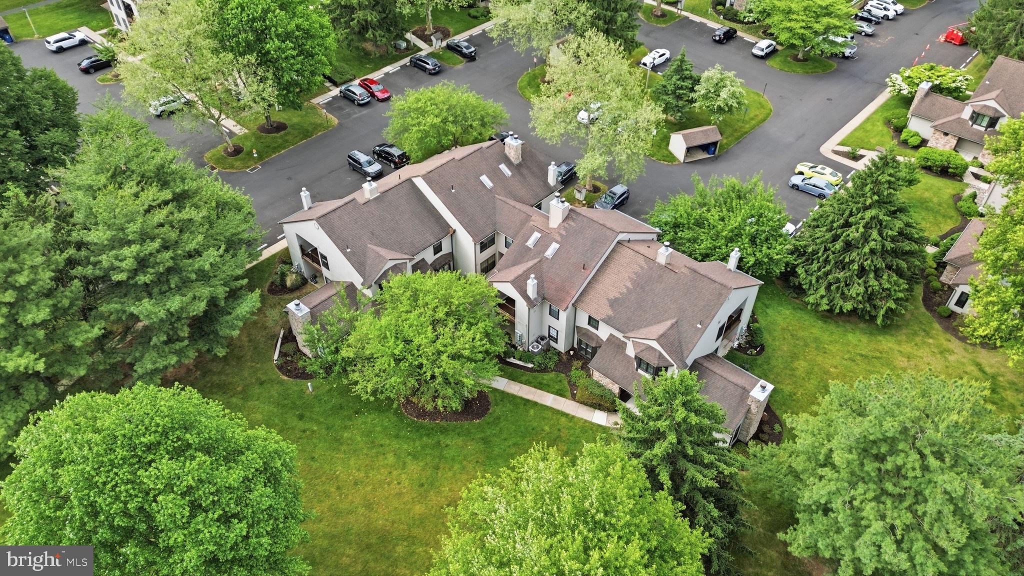 HAMPTON GREENS - Residential
