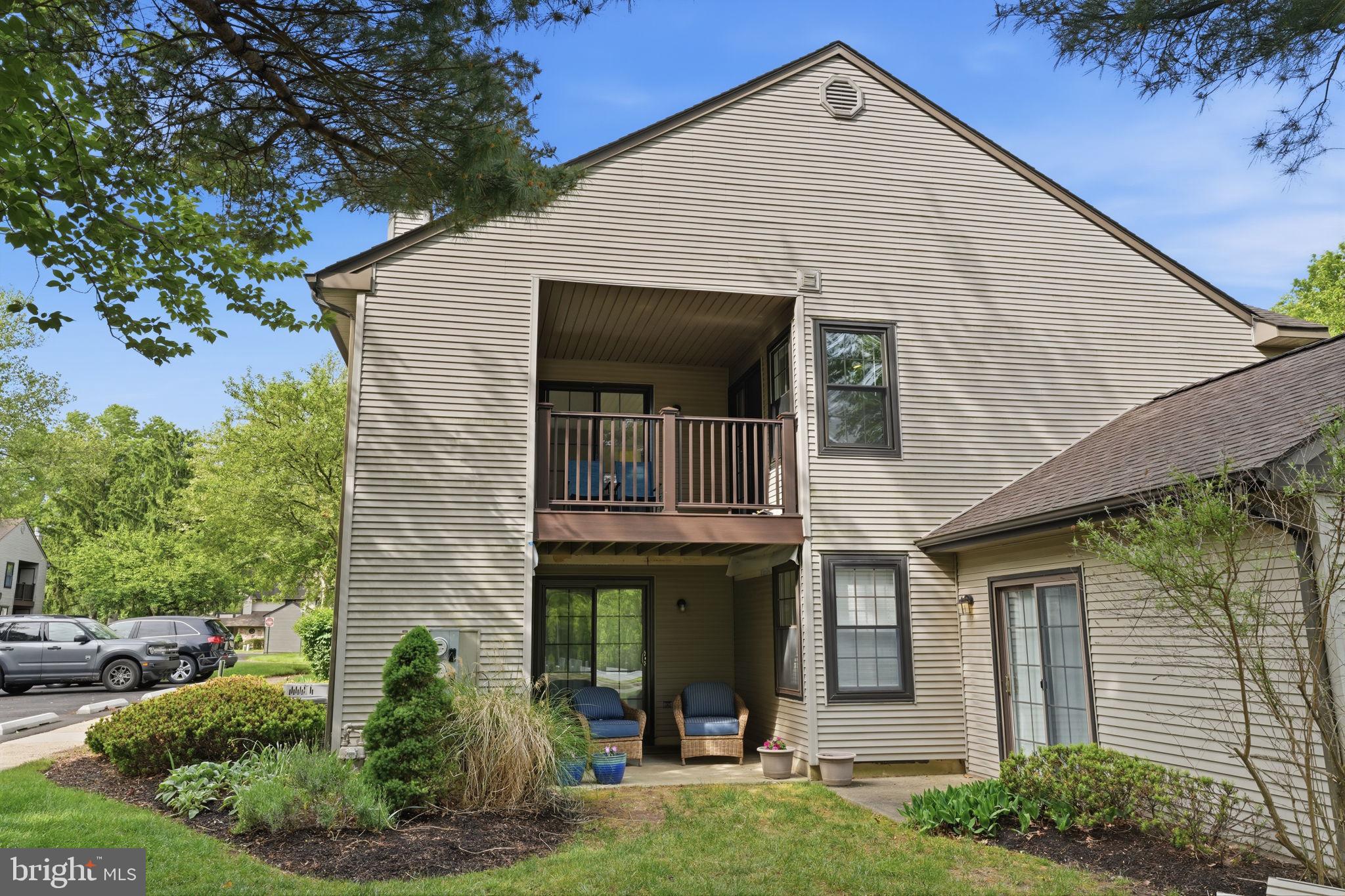 HAMPTON GREENS - Residential