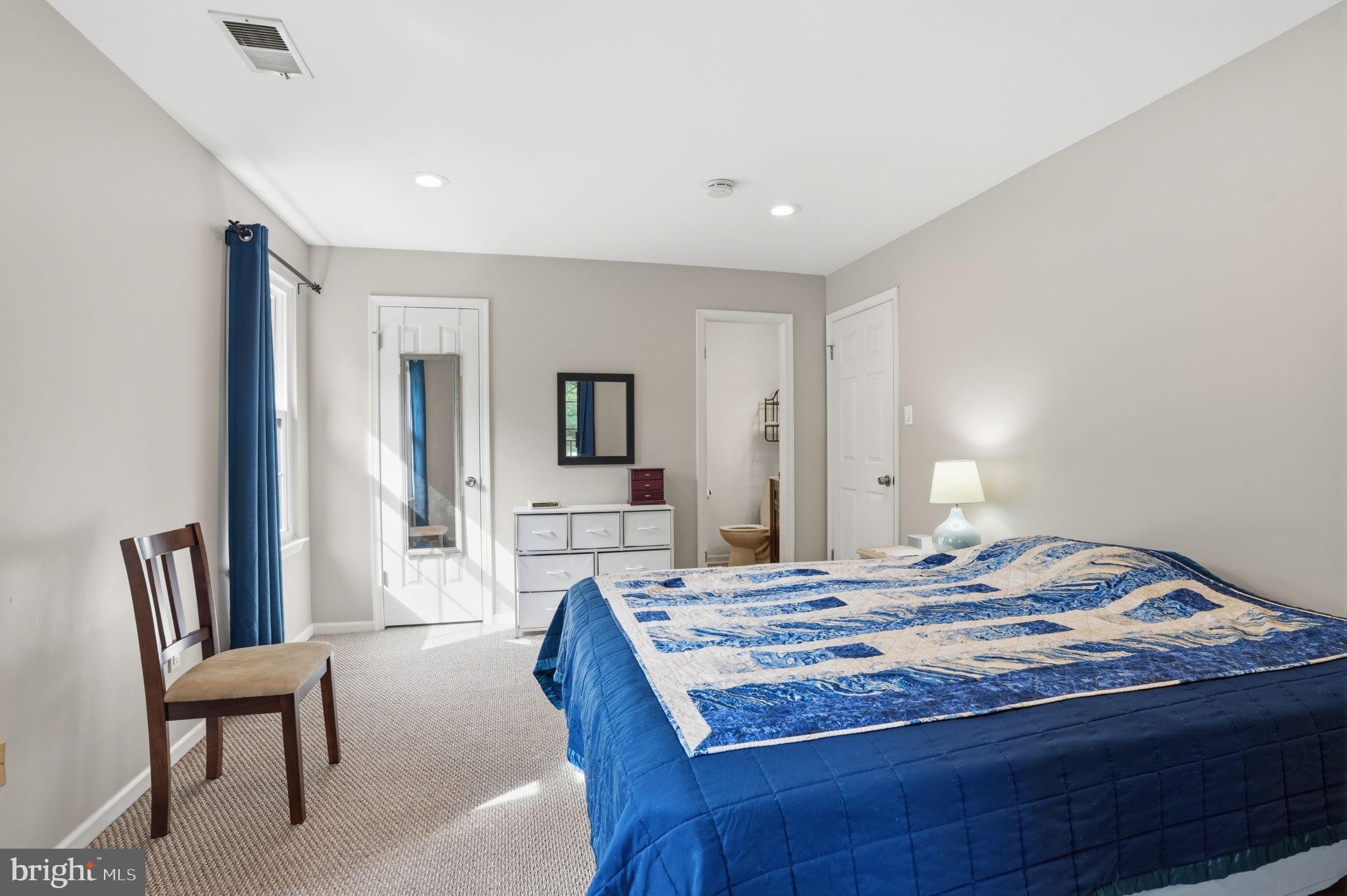 HAMPTON GREENS - Residential