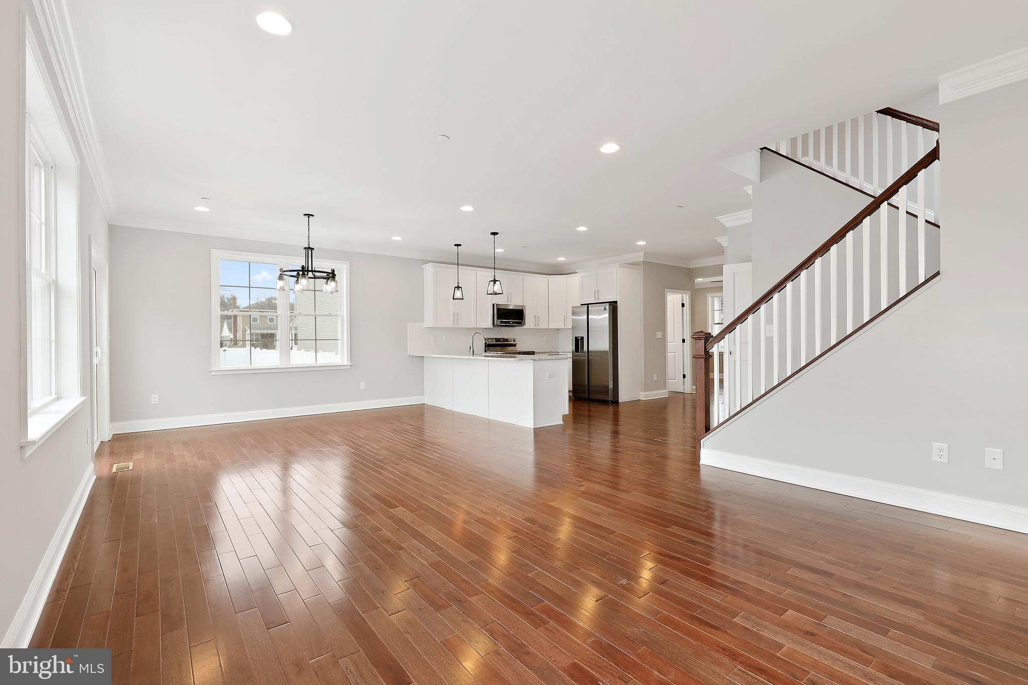 OAKDALE WOODS - Residential