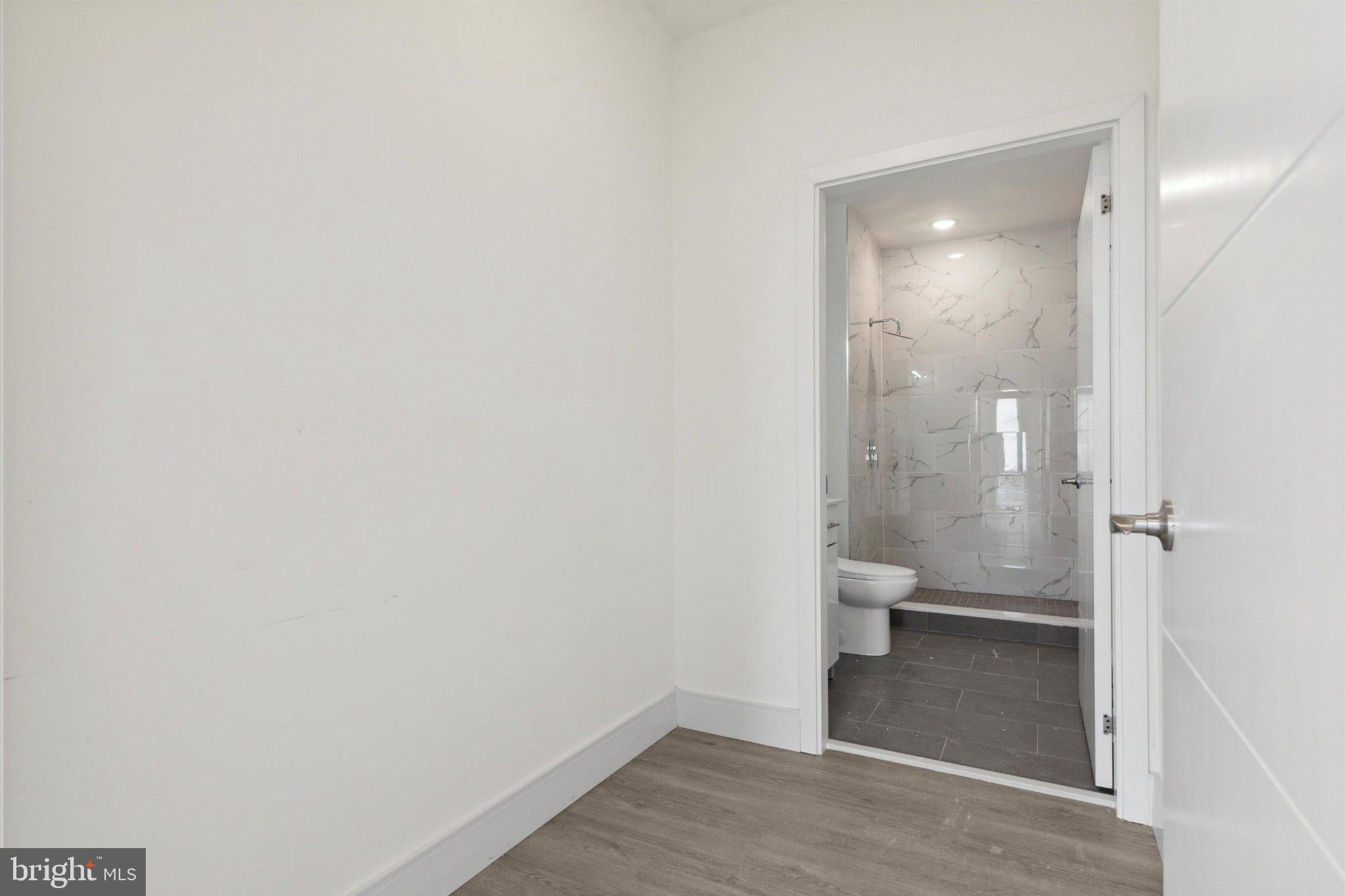 1221 E FLETCHER STREET 310