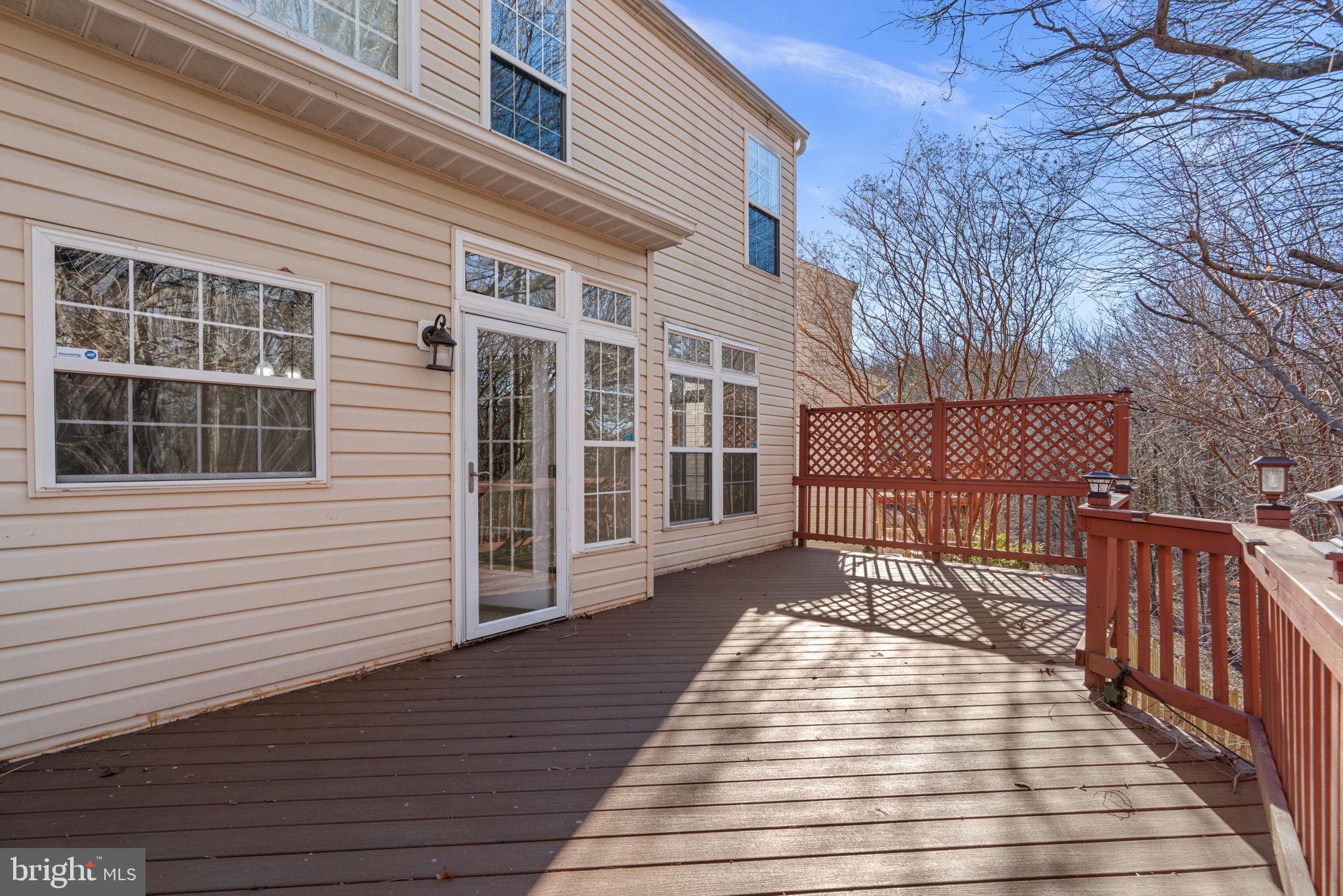 RUSSETT - Residential