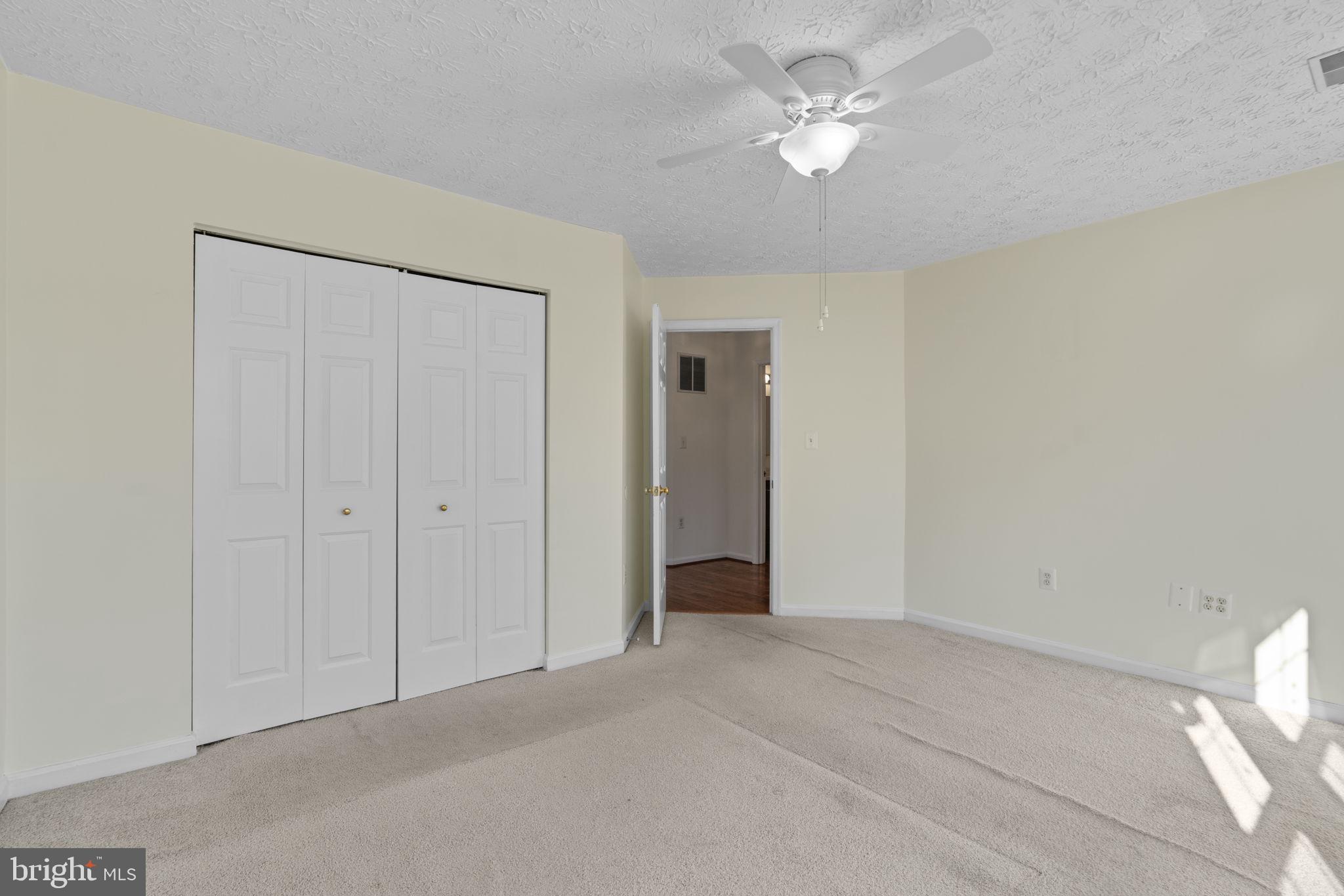 RUSSETT - Residential