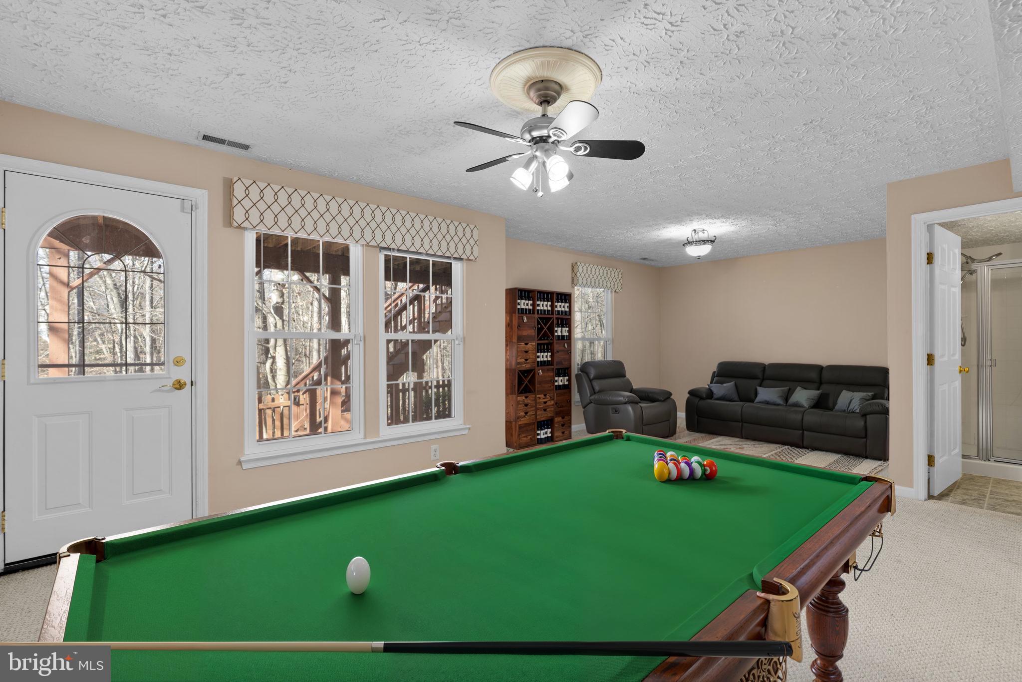 RUSSETT - Residential