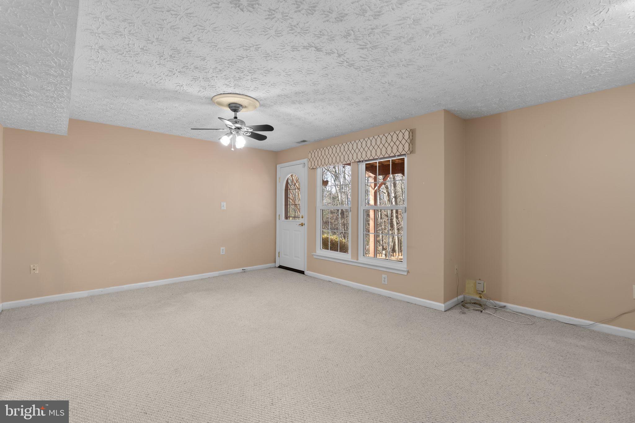 RUSSETT - Residential