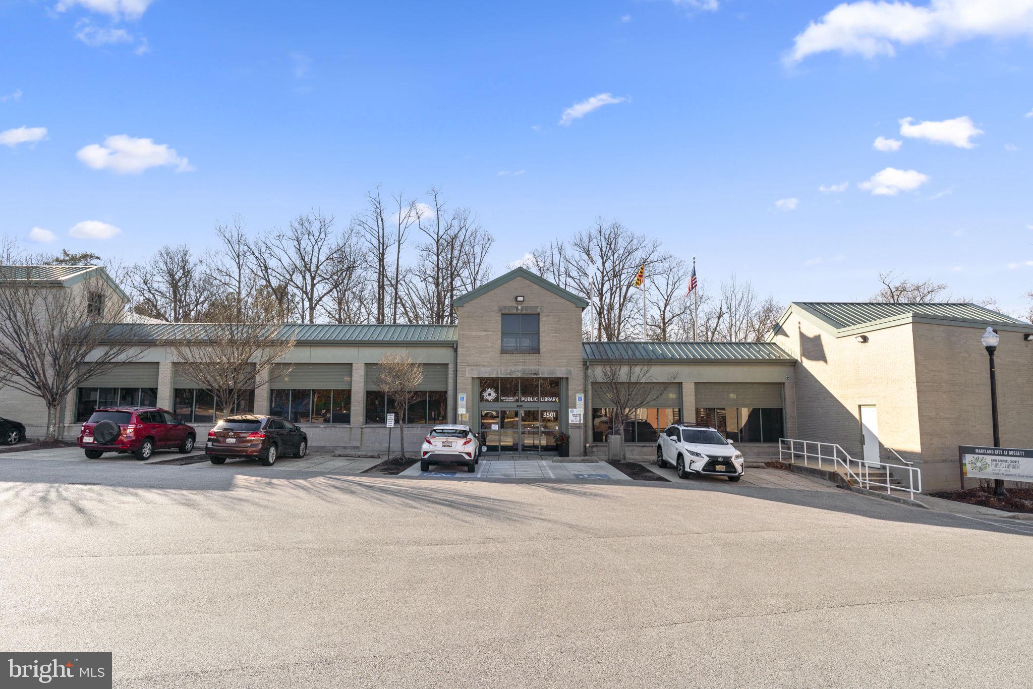 RUSSETT - Residential