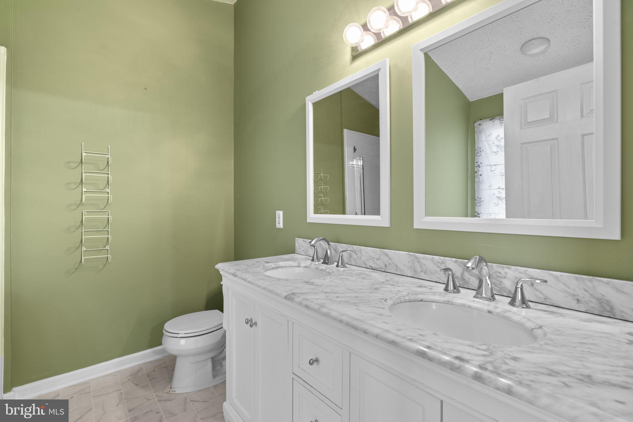 RUSSETT - Residential