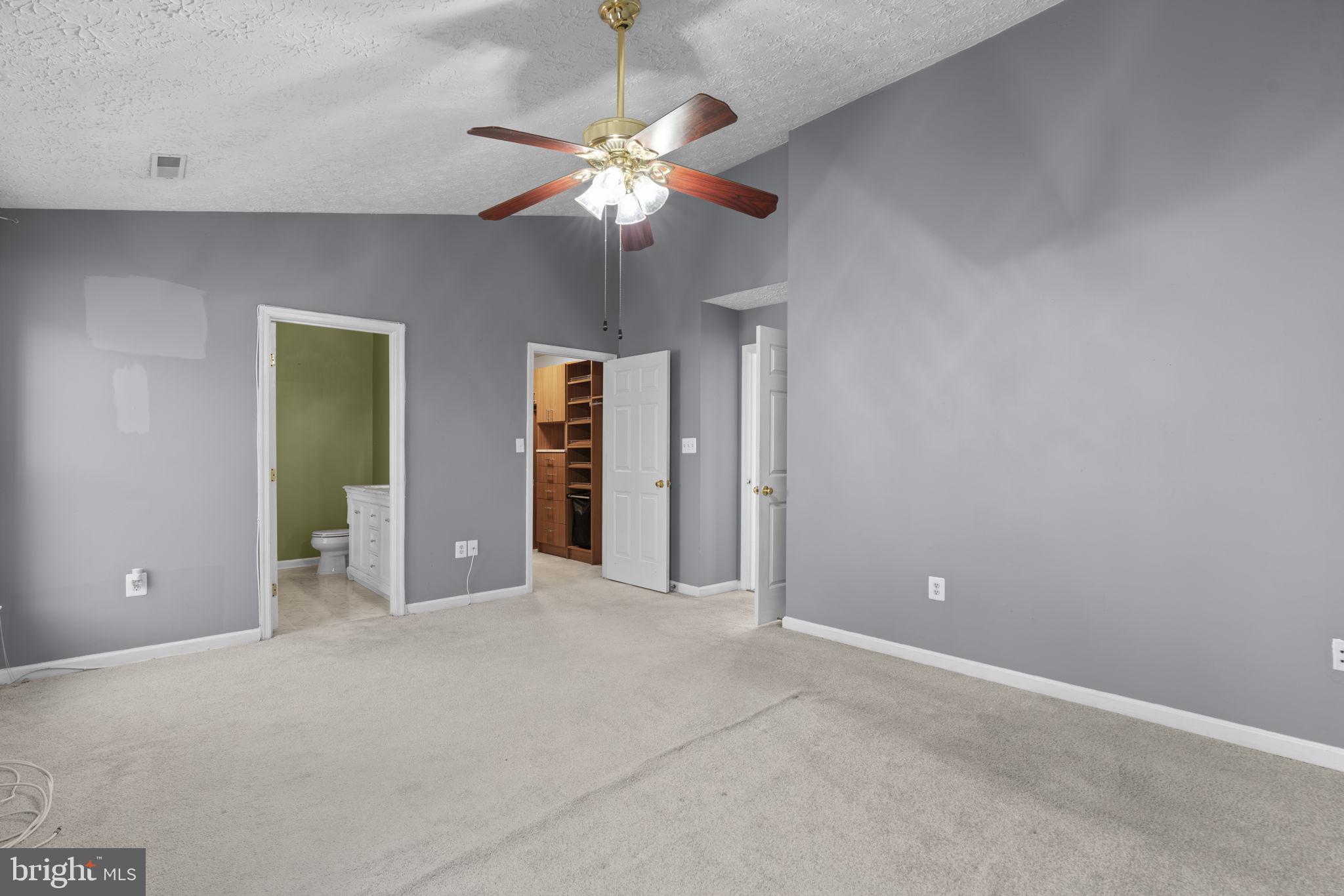 RUSSETT - Residential