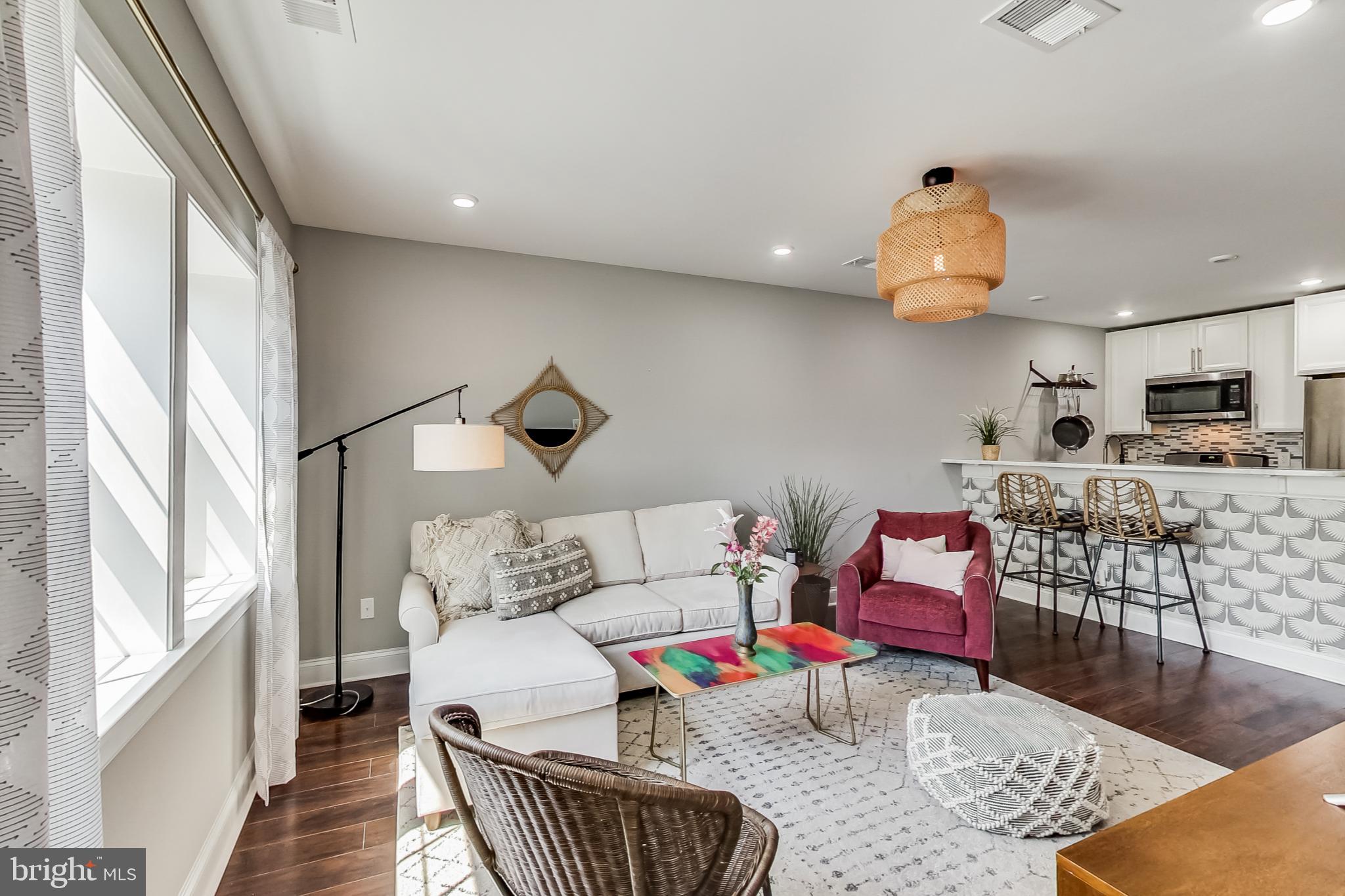 716 JACKSON STREET NE 716-2