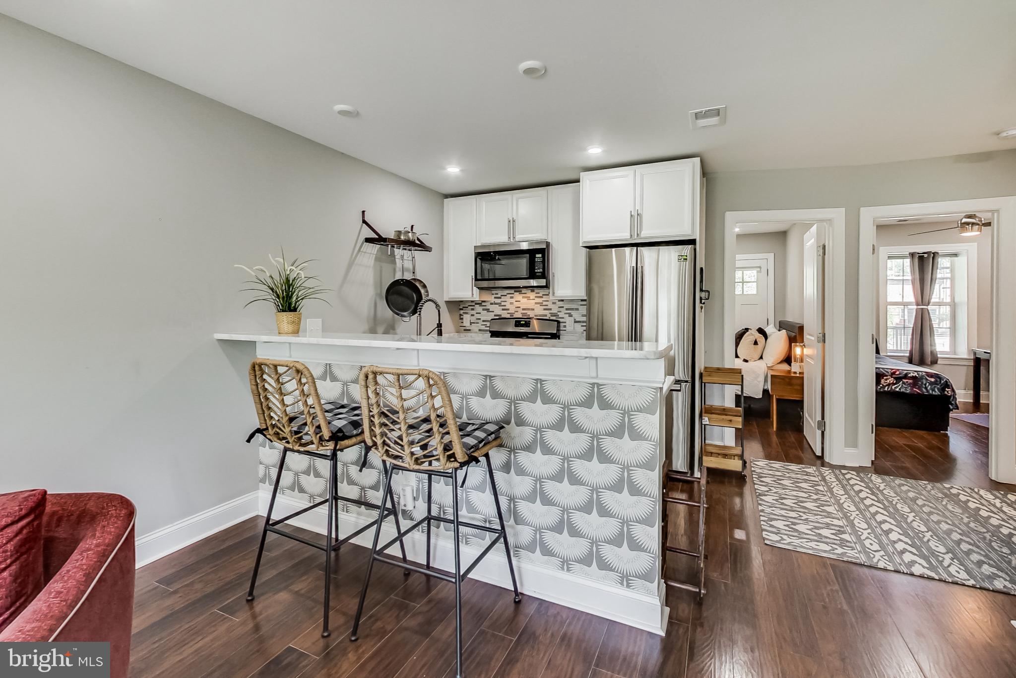 716 JACKSON STREET NE 716-2