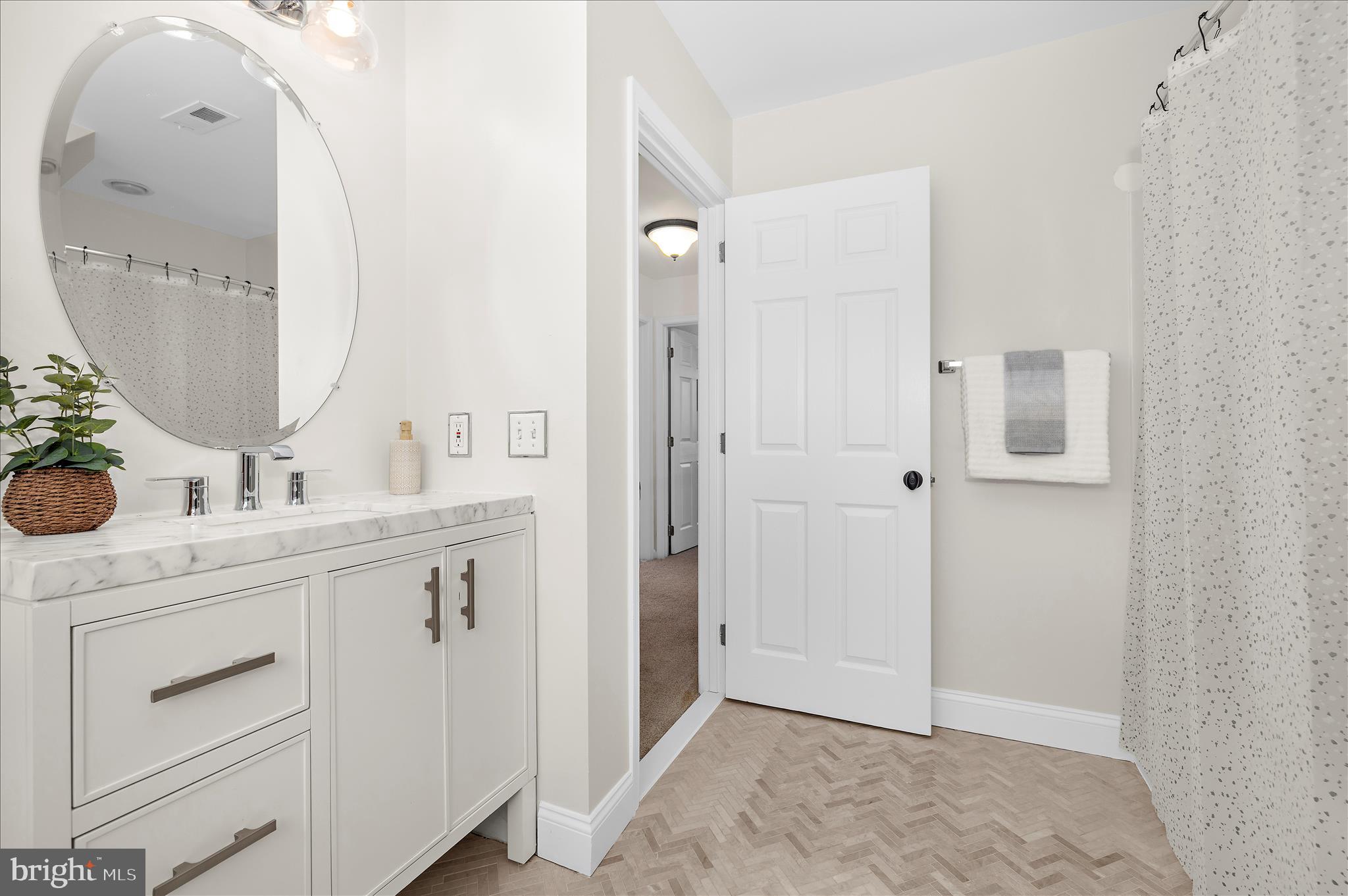 BAY CITY - Residential