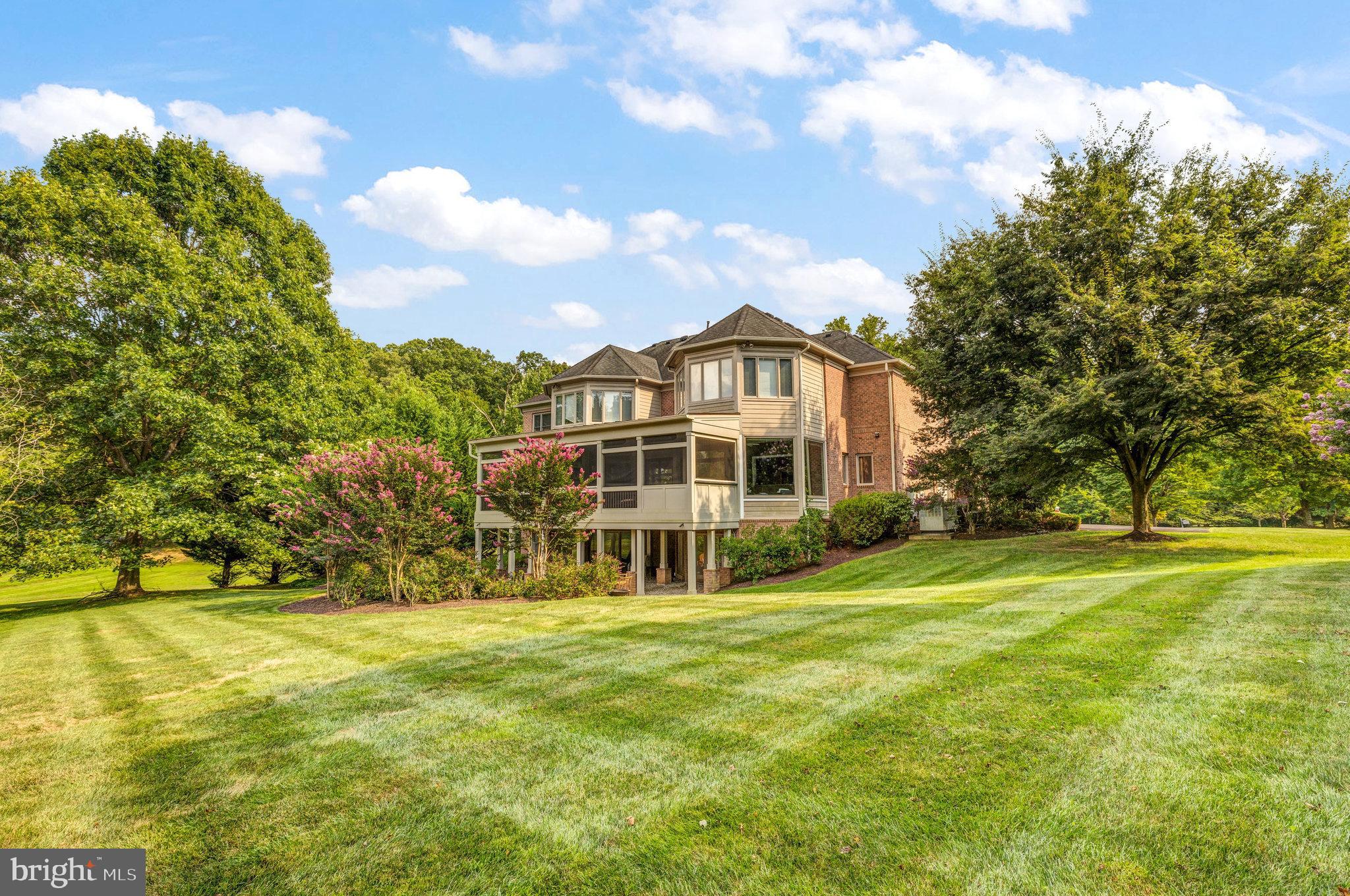 RIVERBEND - Residential