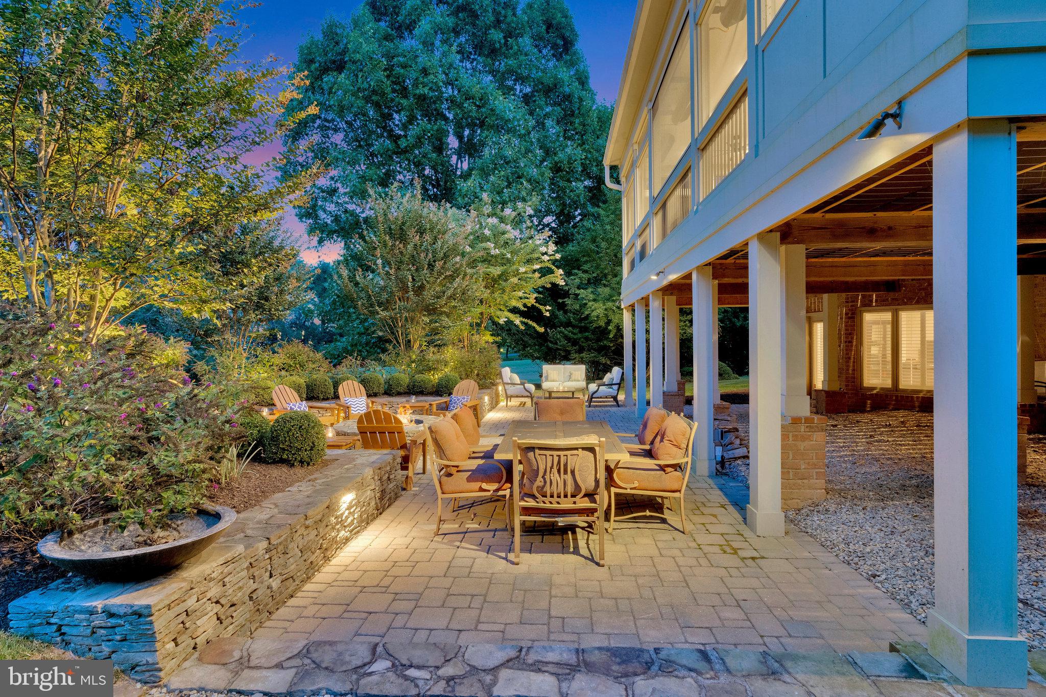 RIVERBEND - Residential