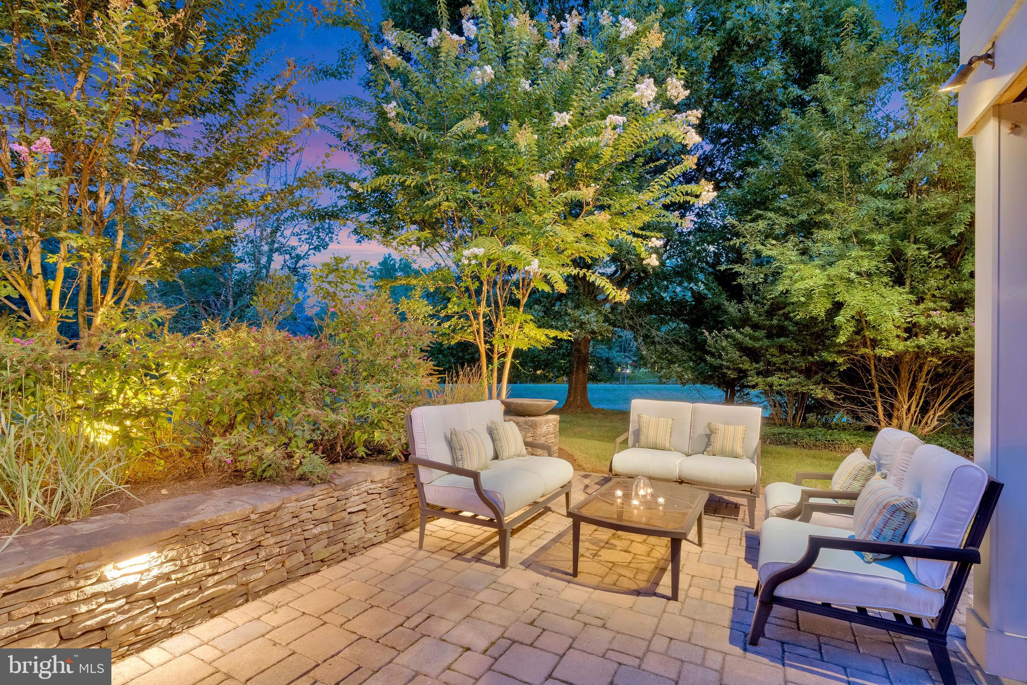 RIVERBEND - Residential