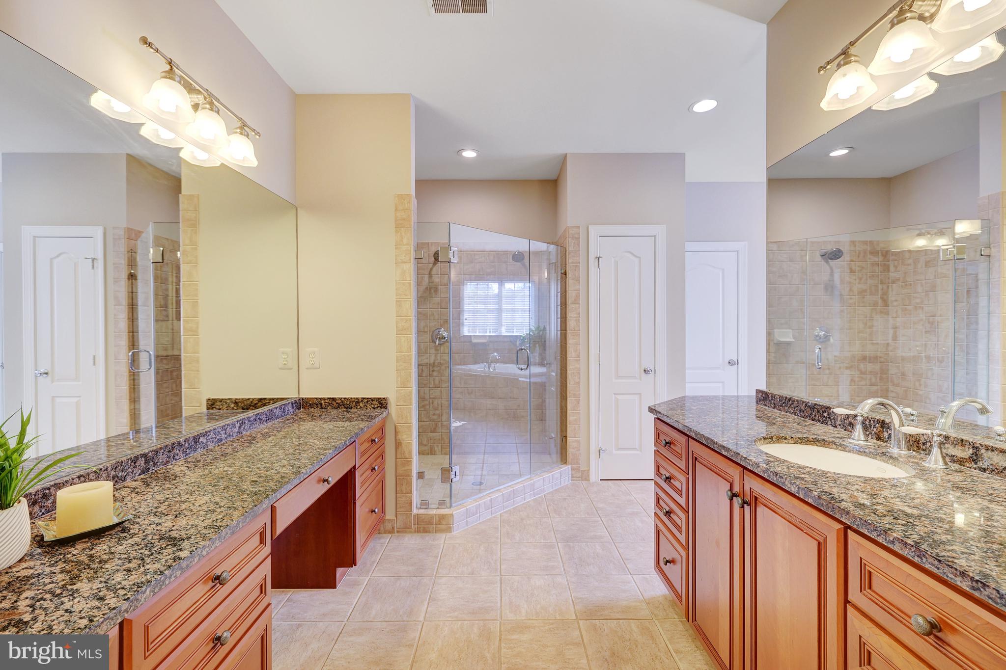 RIVERBEND - Residential