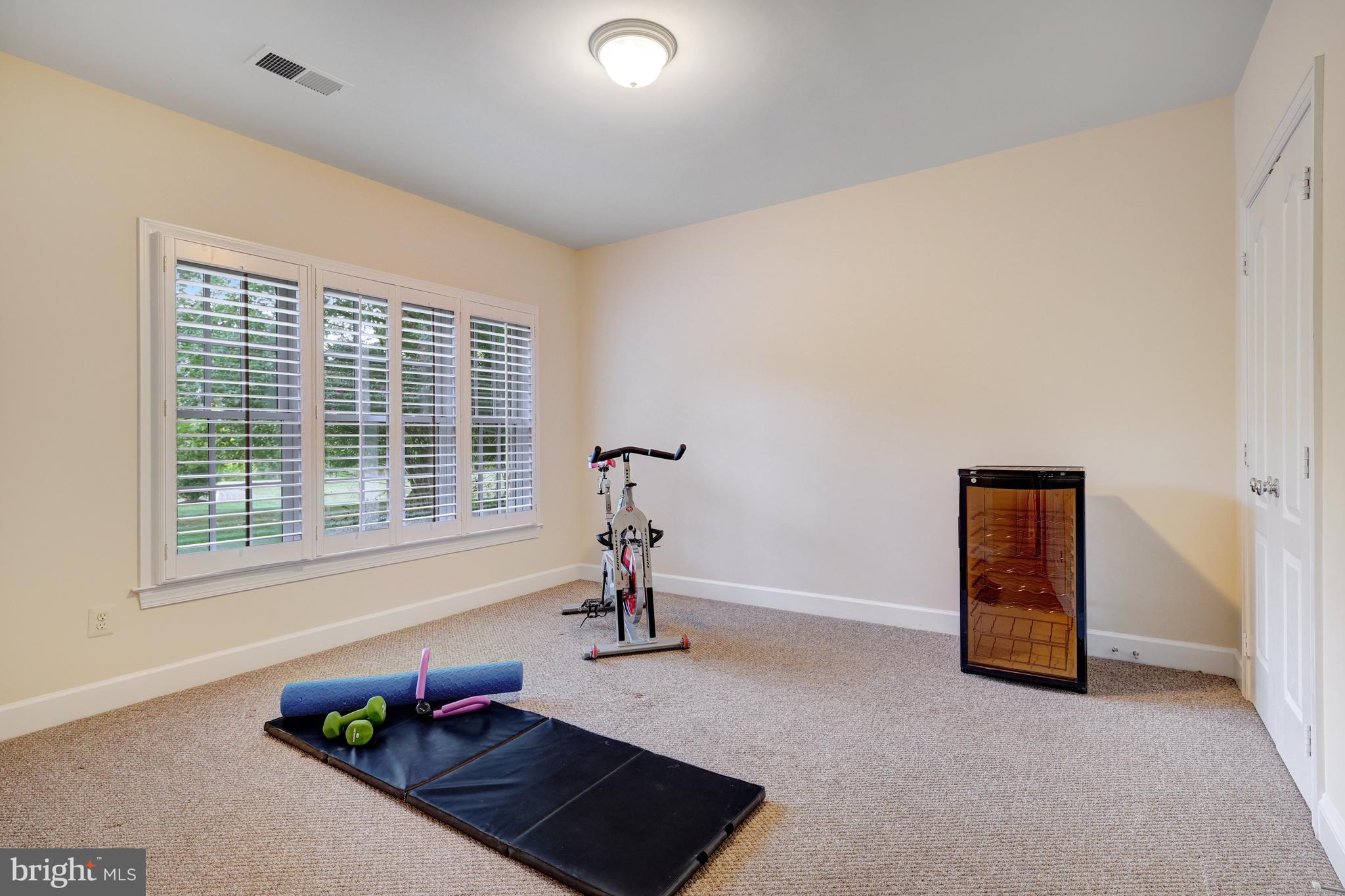 RIVERBEND - Residential