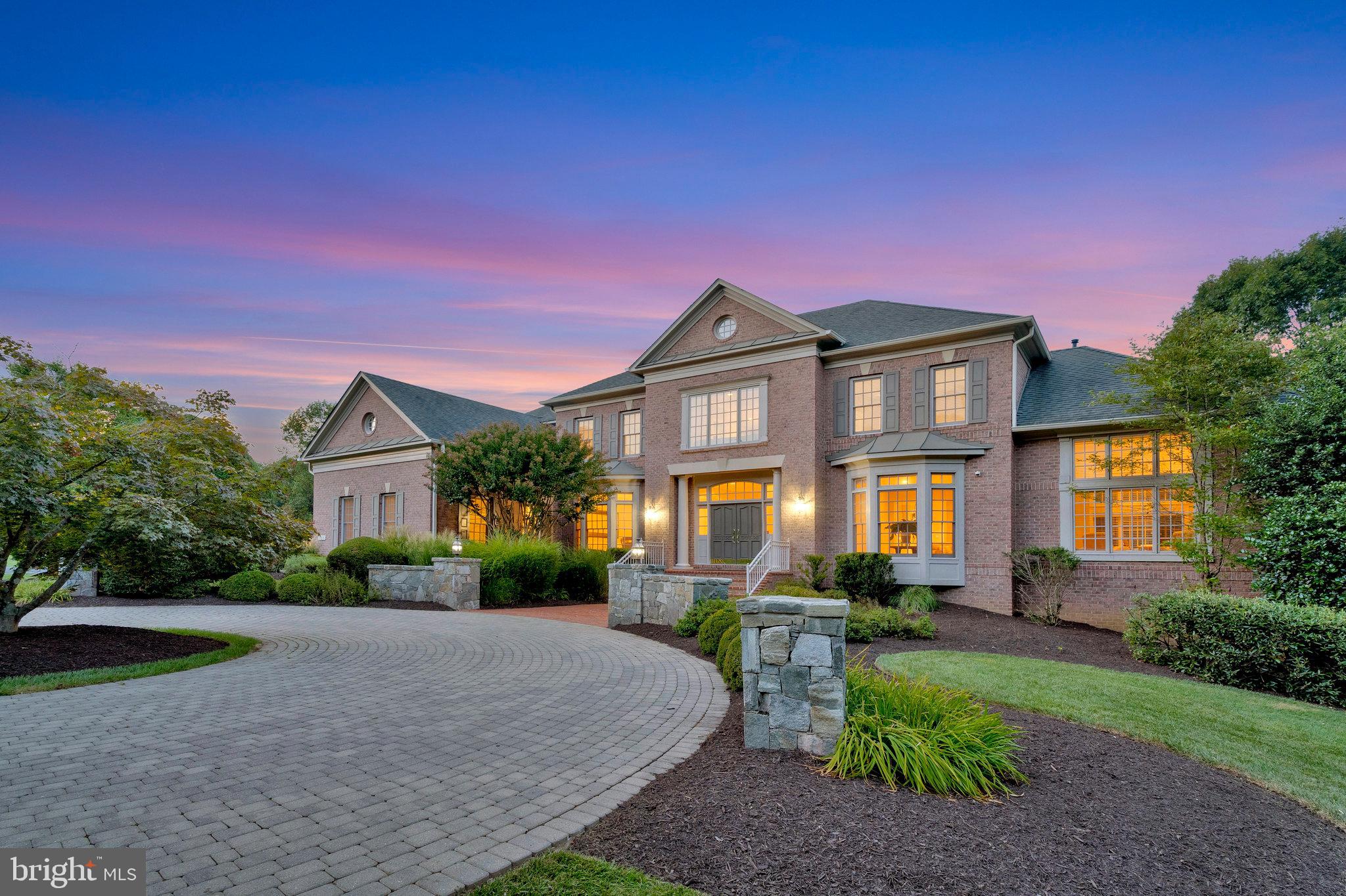 731 STRAWFIELD LANE
