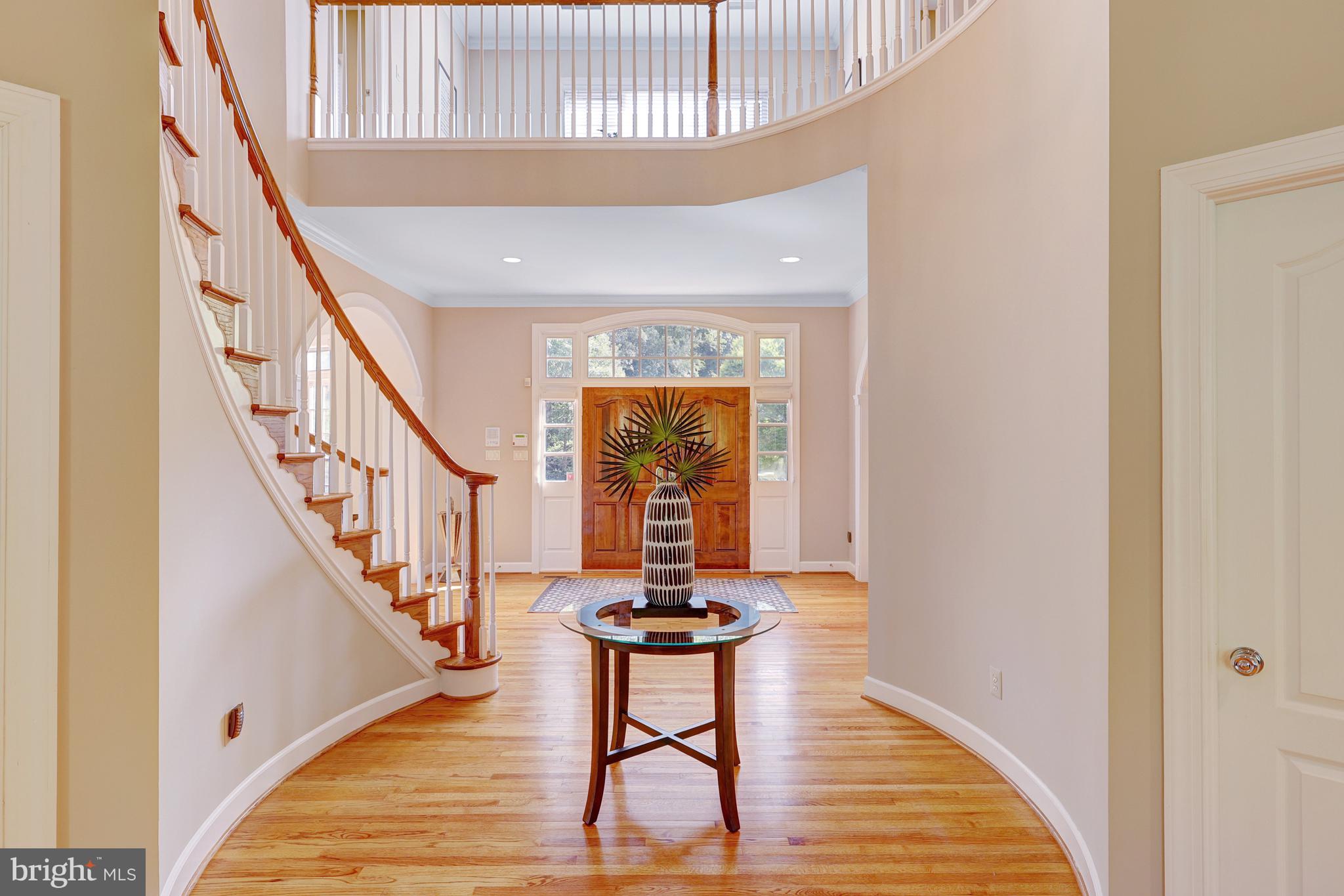 731 STRAWFIELD LANE