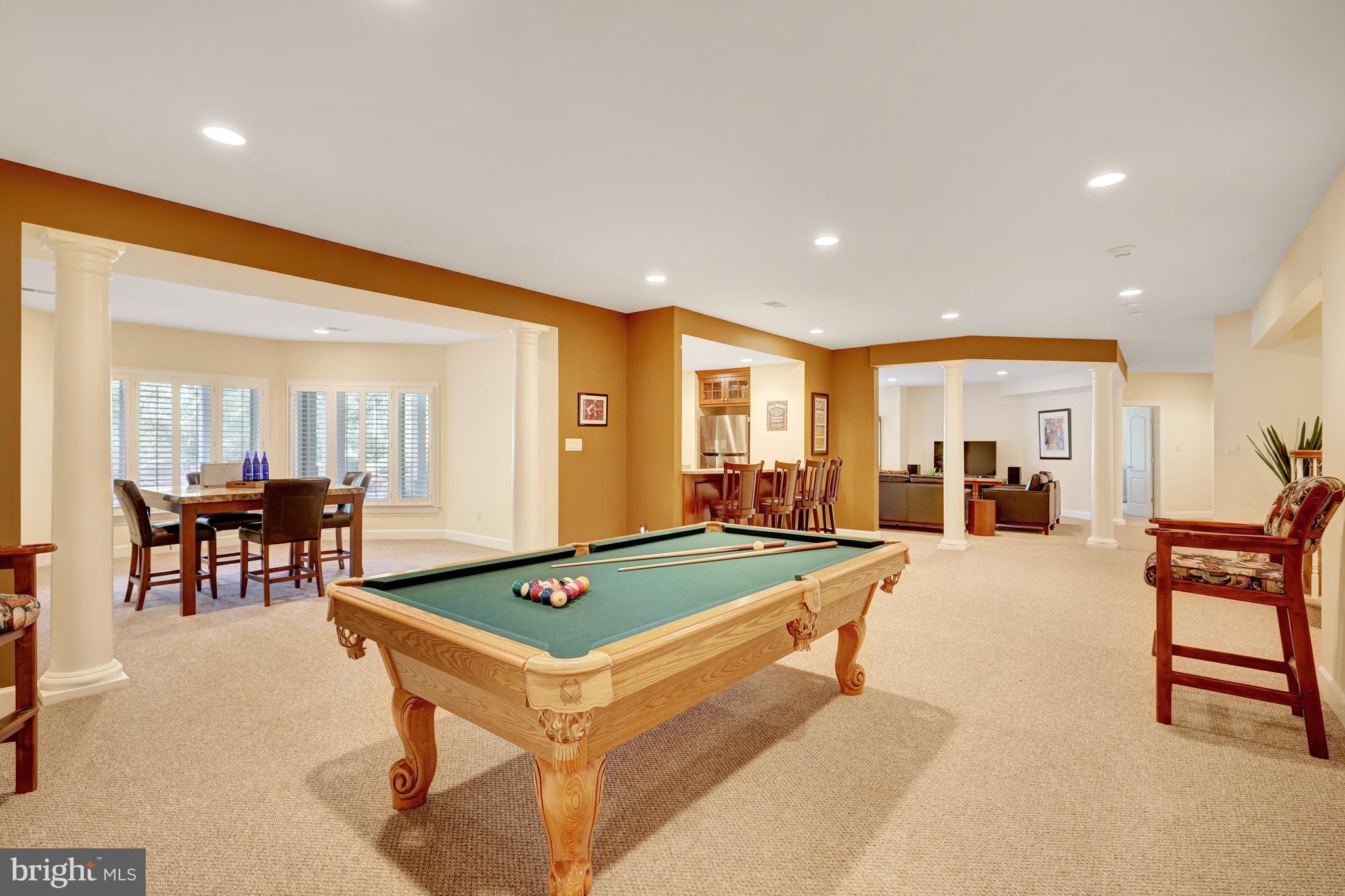 RIVERBEND - Residential