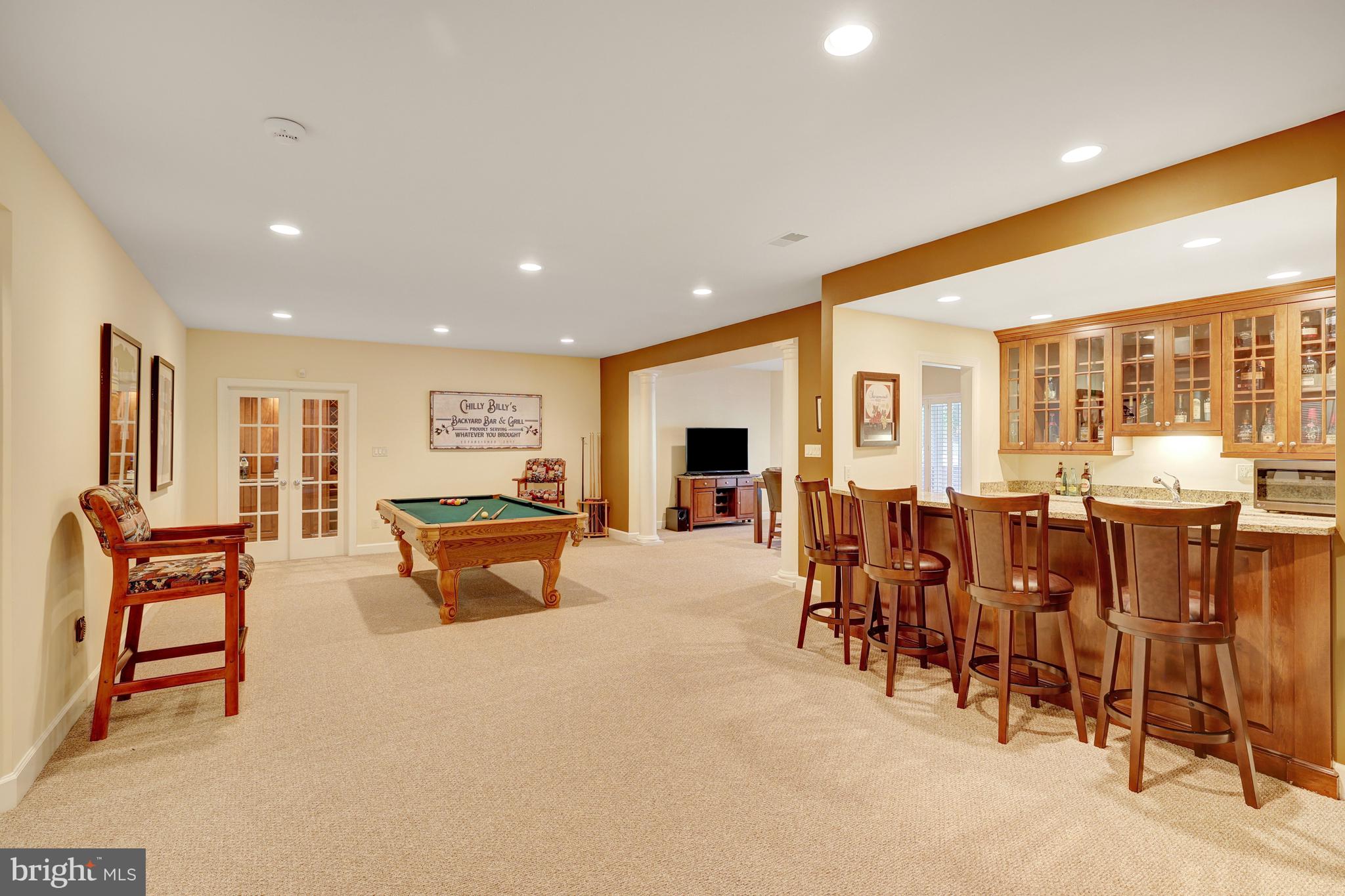 RIVERBEND - Residential