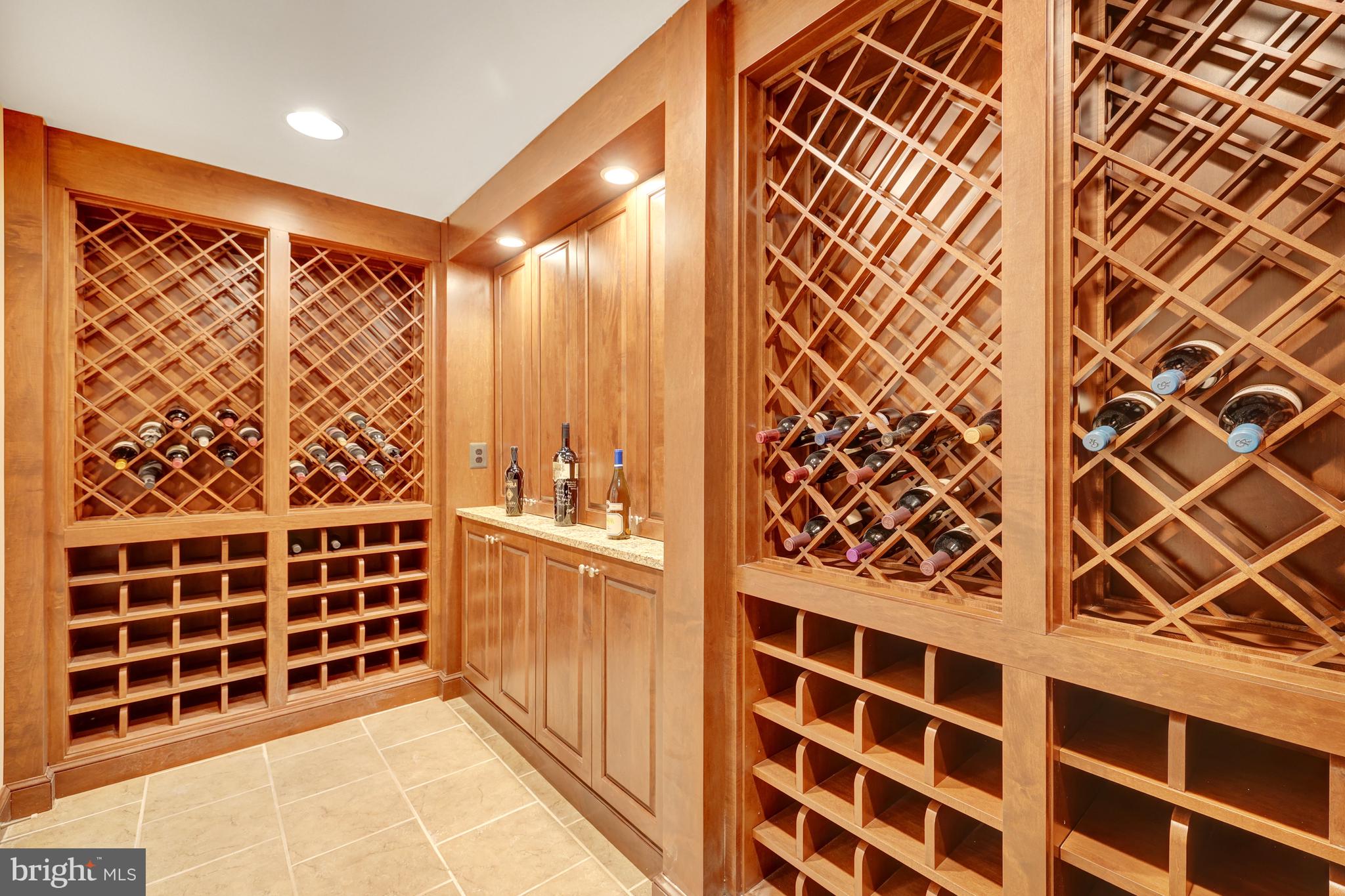 RIVERBEND - Residential