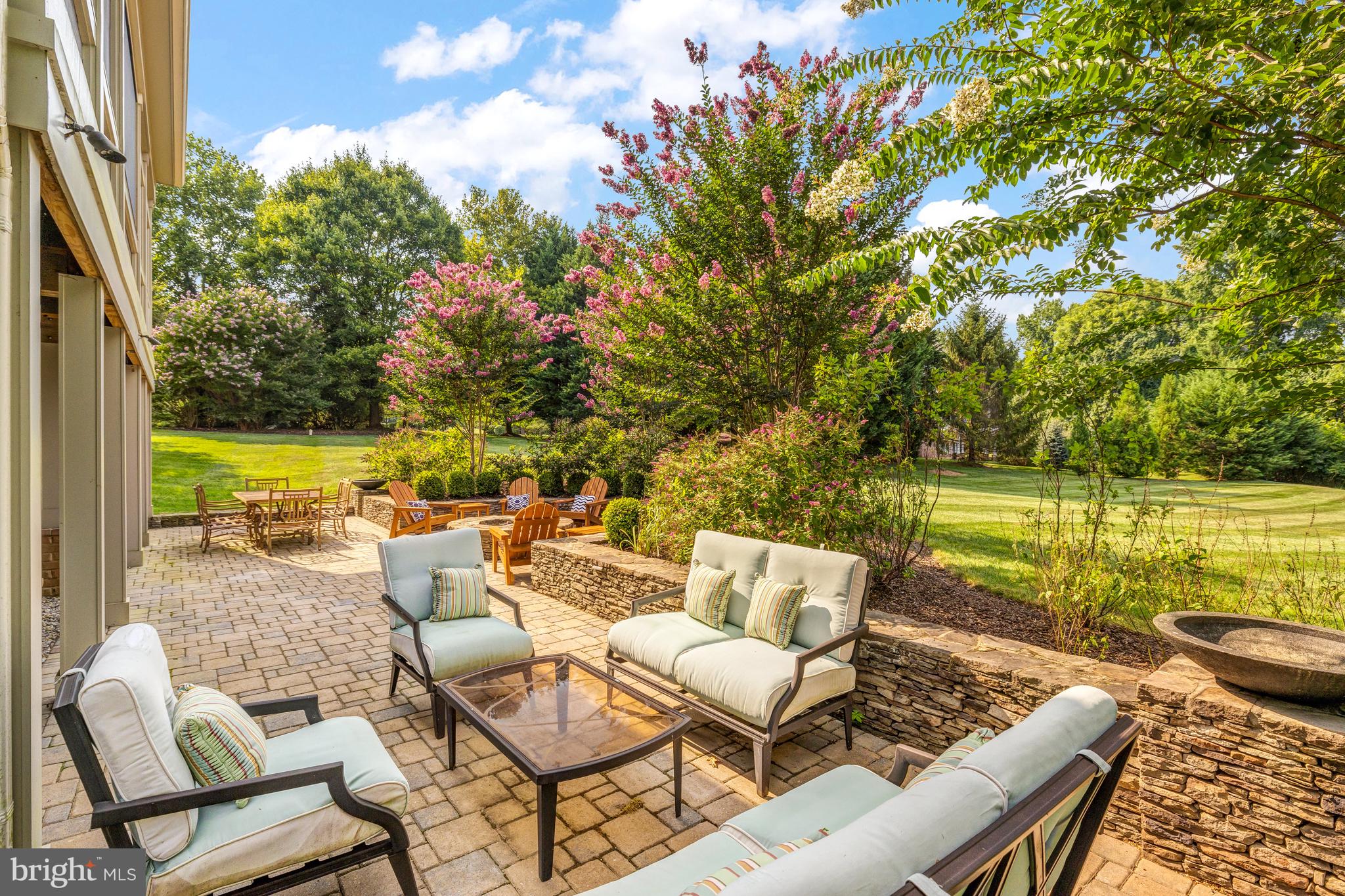 RIVERBEND - Residential