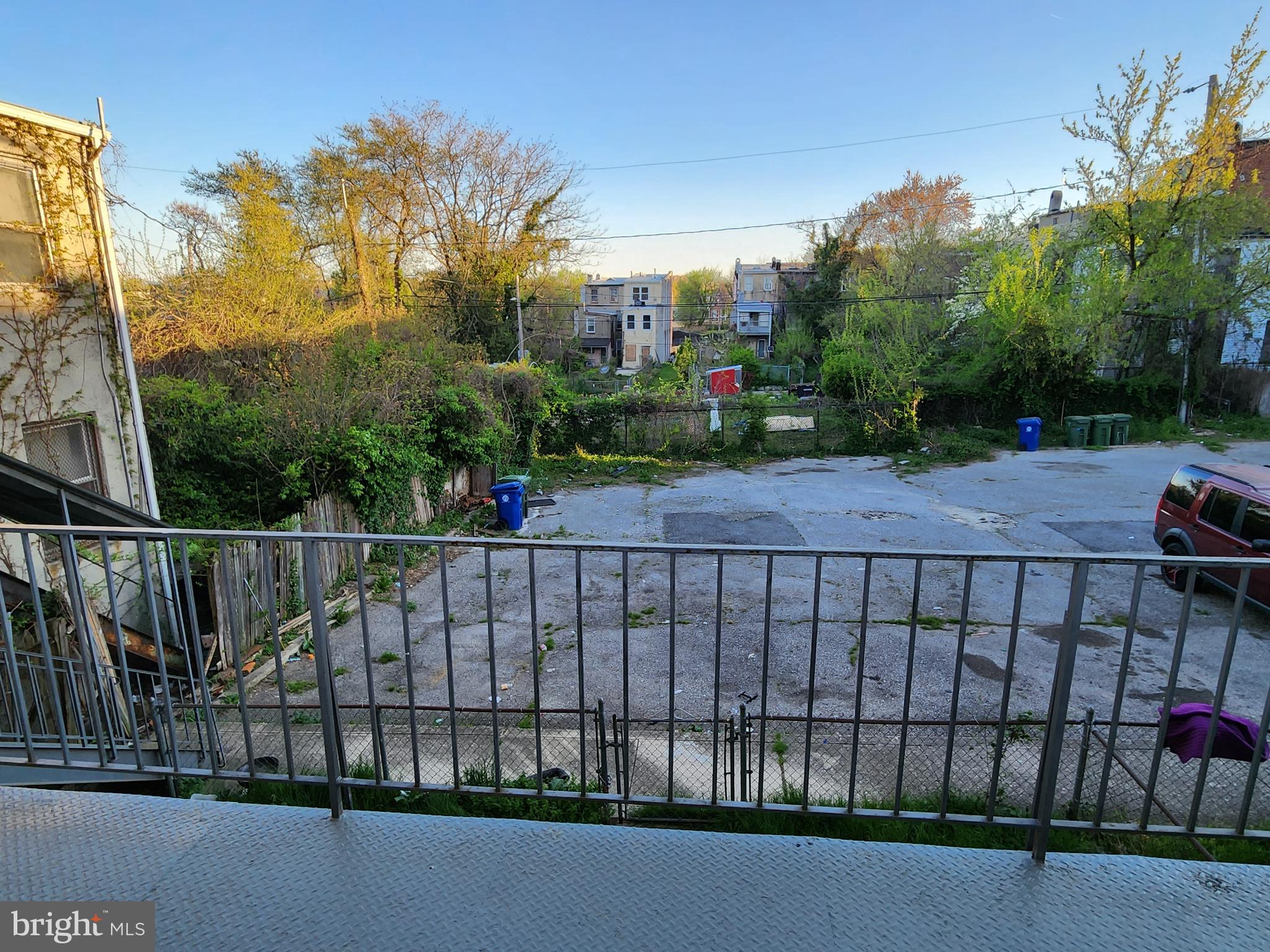 SANDTOWN-WINCHESTER - Residential