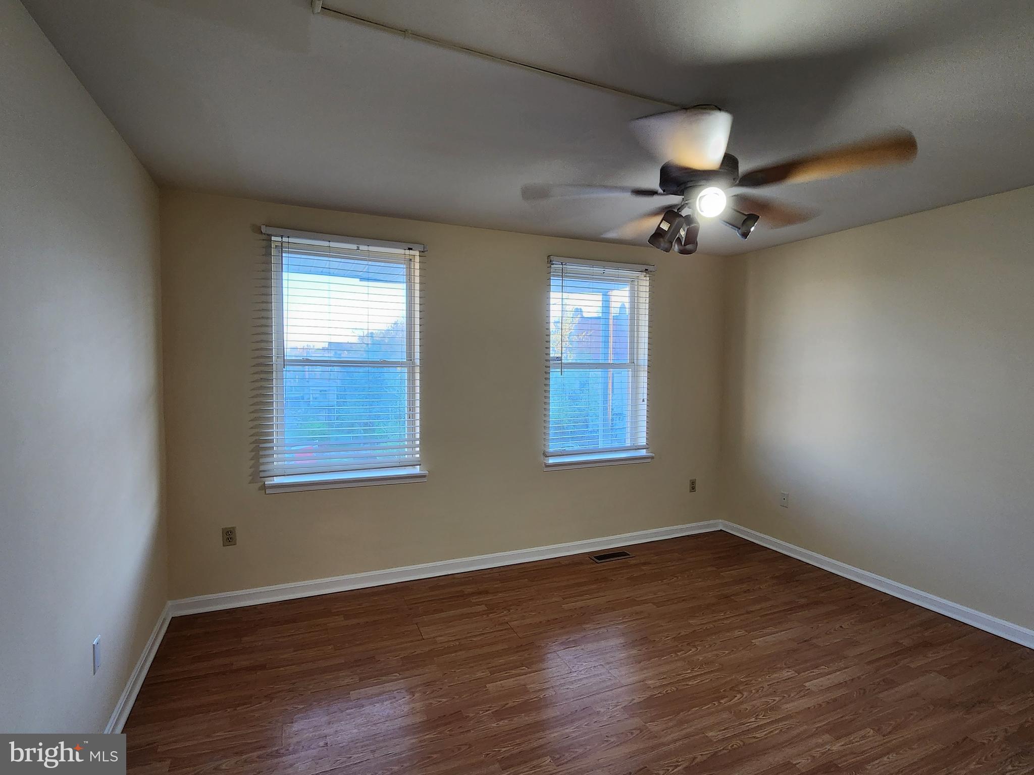 SANDTOWN-WINCHESTER - Residential