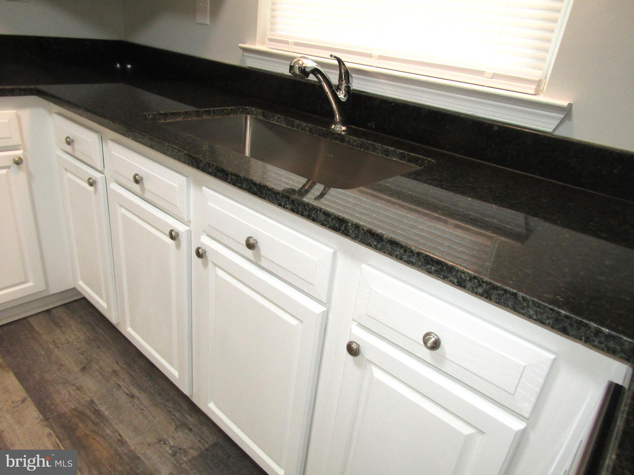 WHITE SANDS - Residential