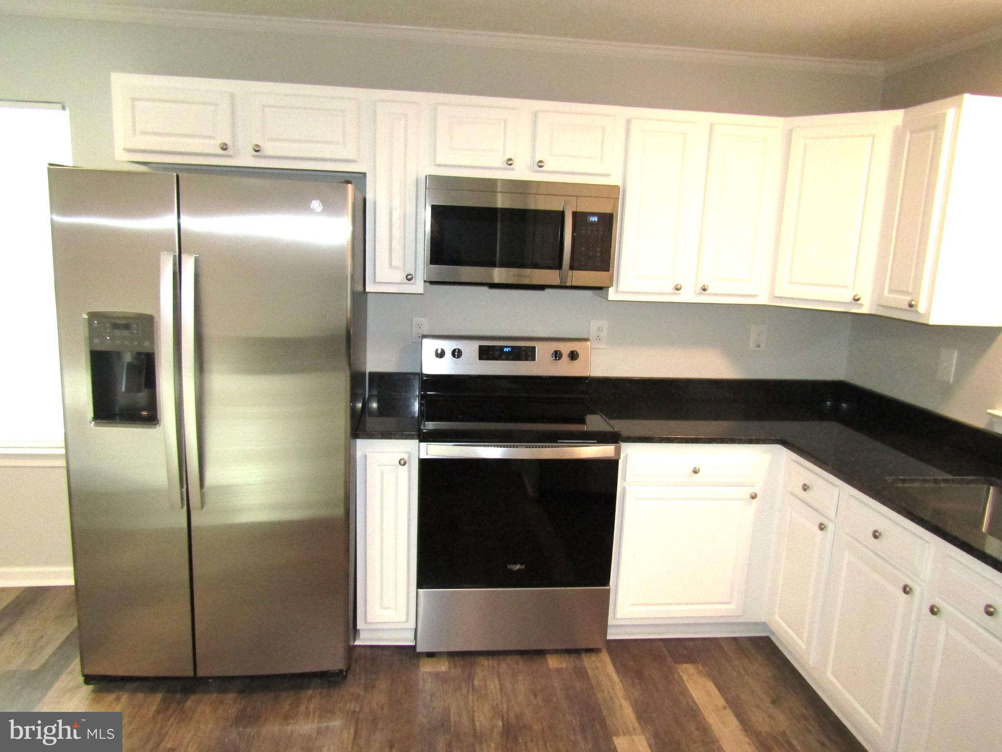 WHITE SANDS - Residential