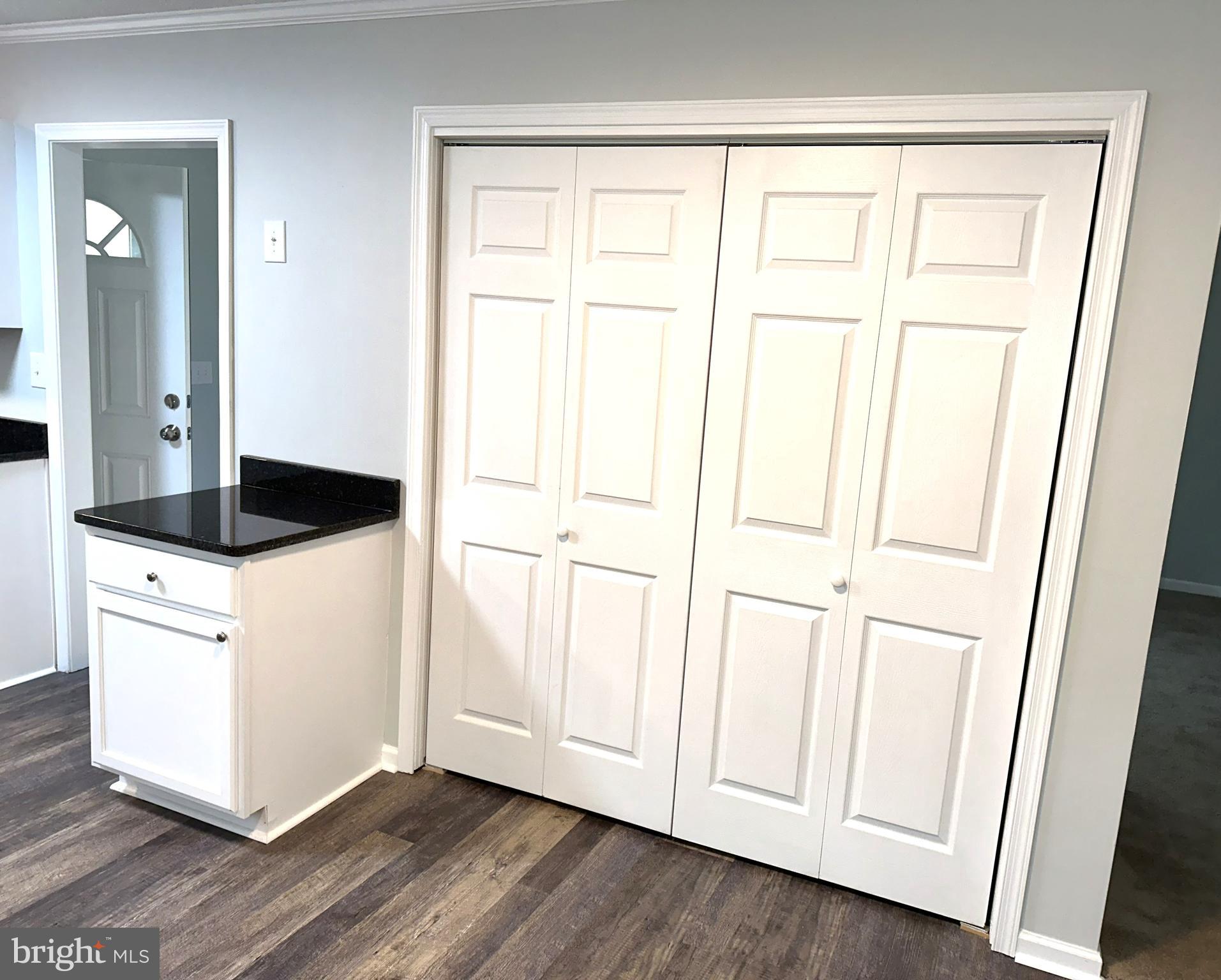 WHITE SANDS - Residential