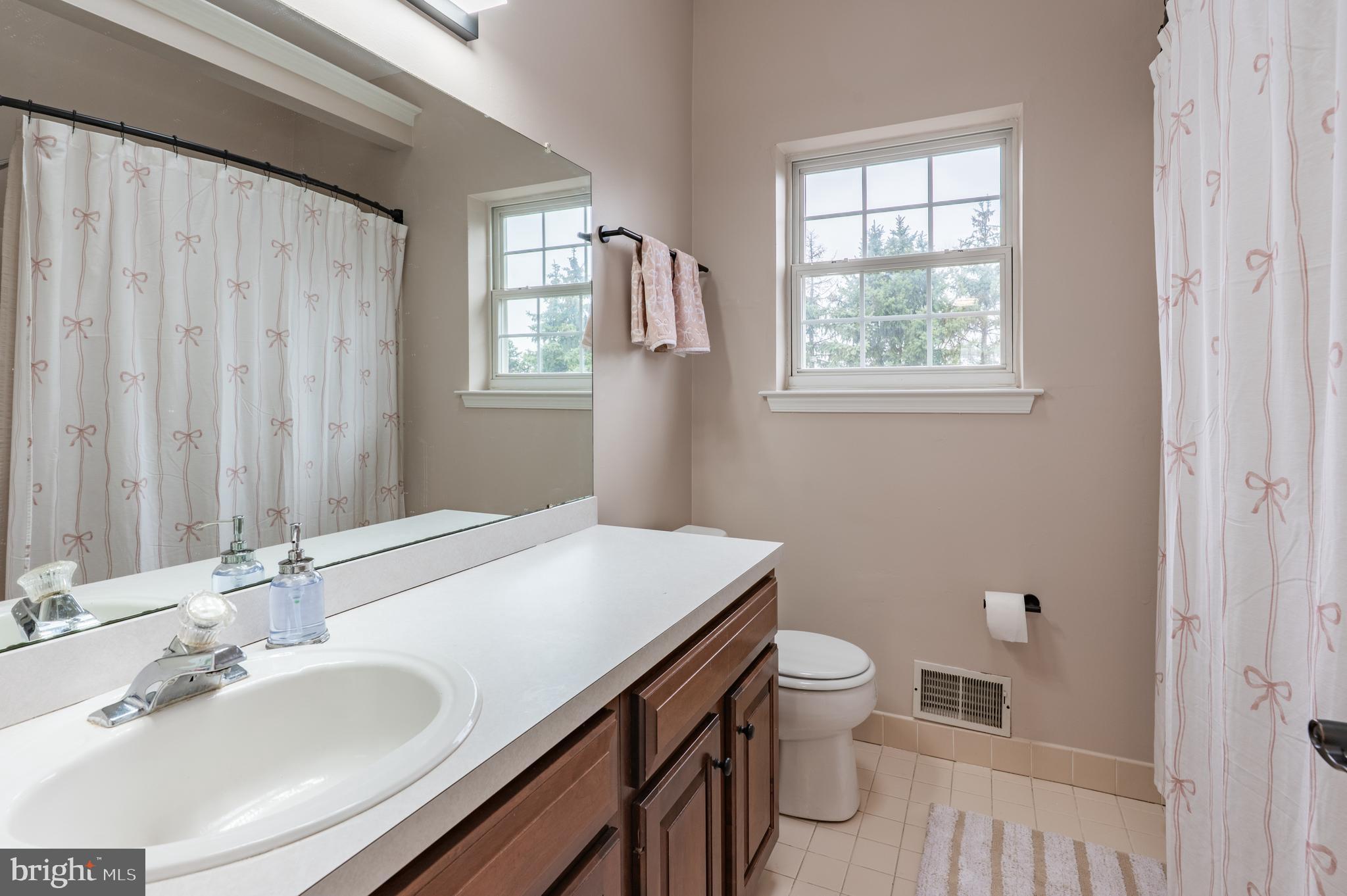 KENNEDY CROSSING - Residential
