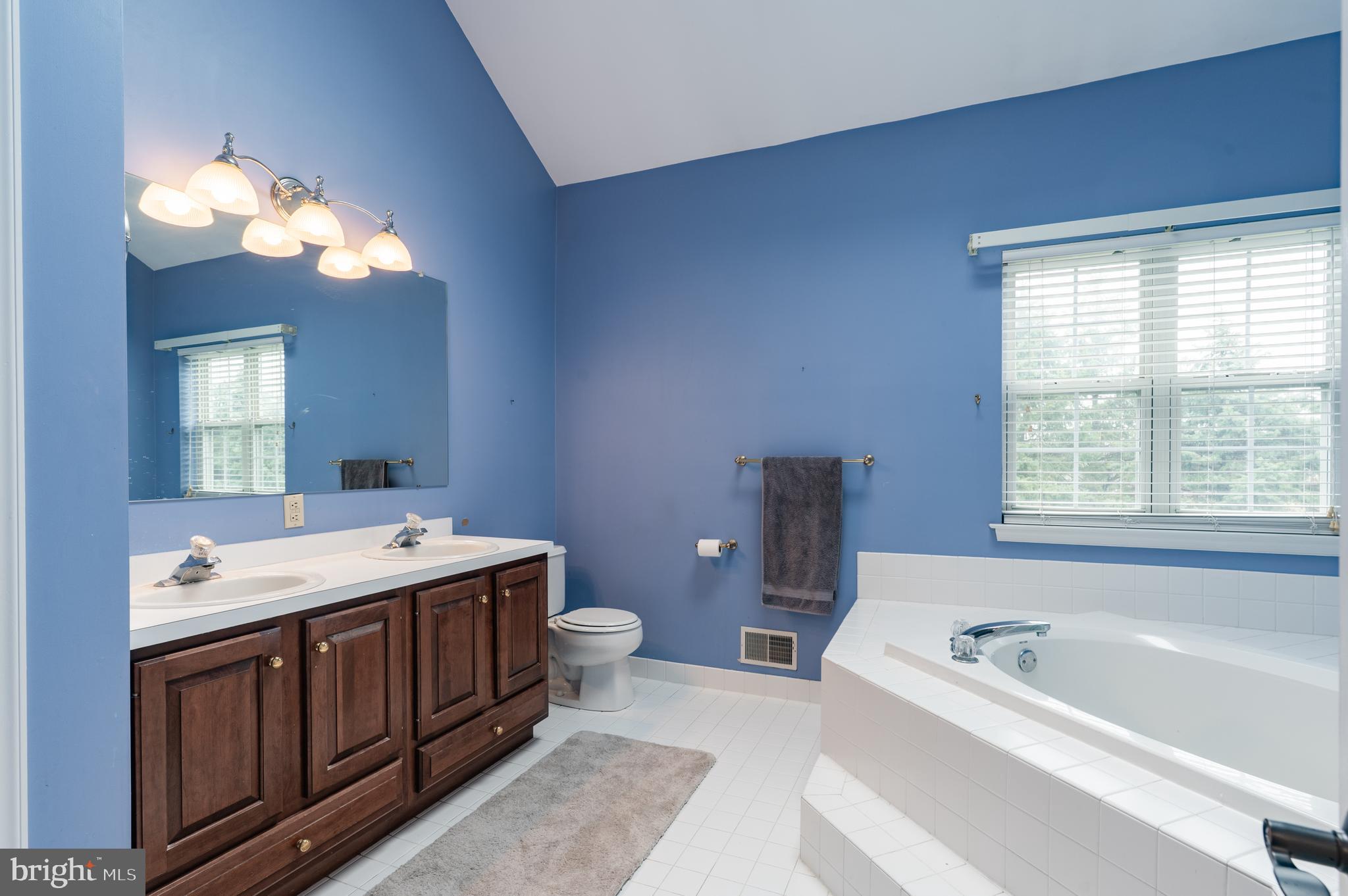 KENNEDY CROSSING - Residential