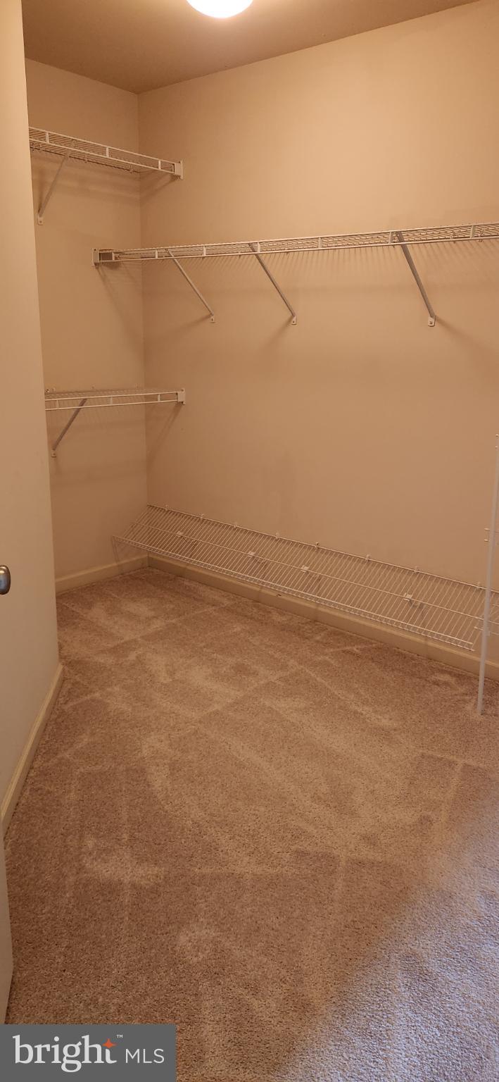 BRAMBLETON LANDBAY 3 - Residential Lease