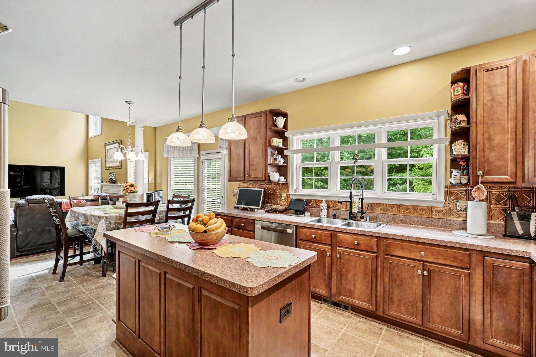 SEDGEWICK CROSSING - Residential