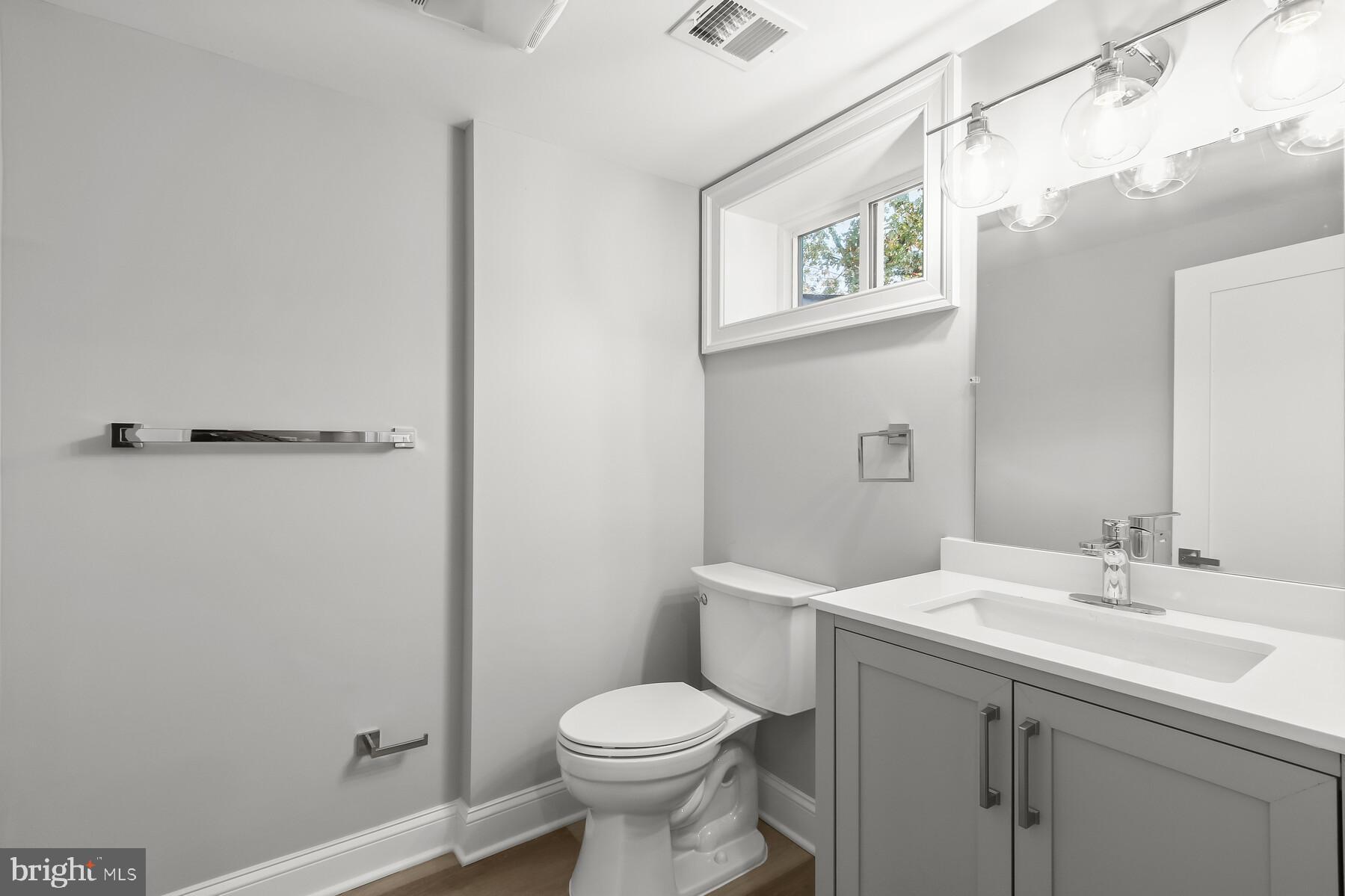 DUNLOP HILLS - Residential