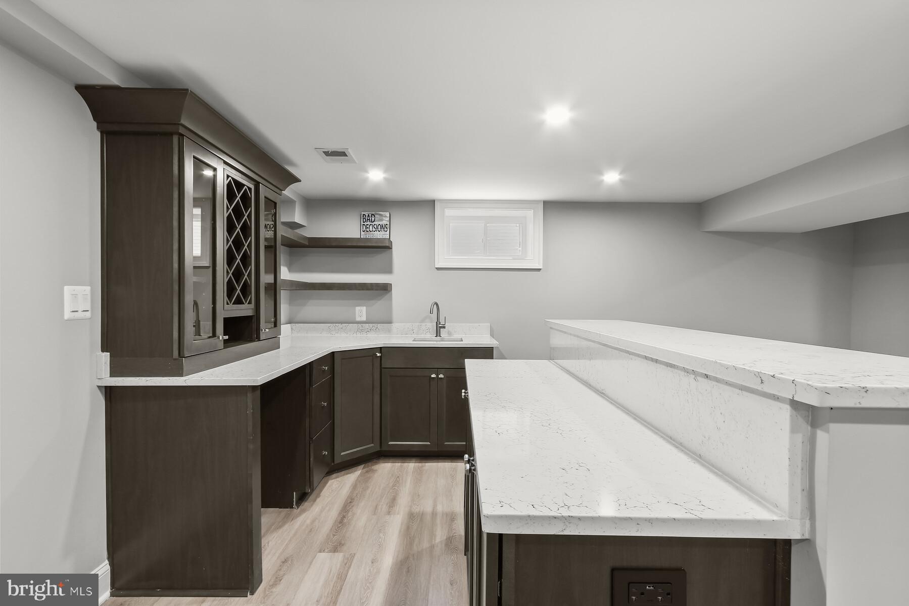 DUNLOP HILLS - Residential