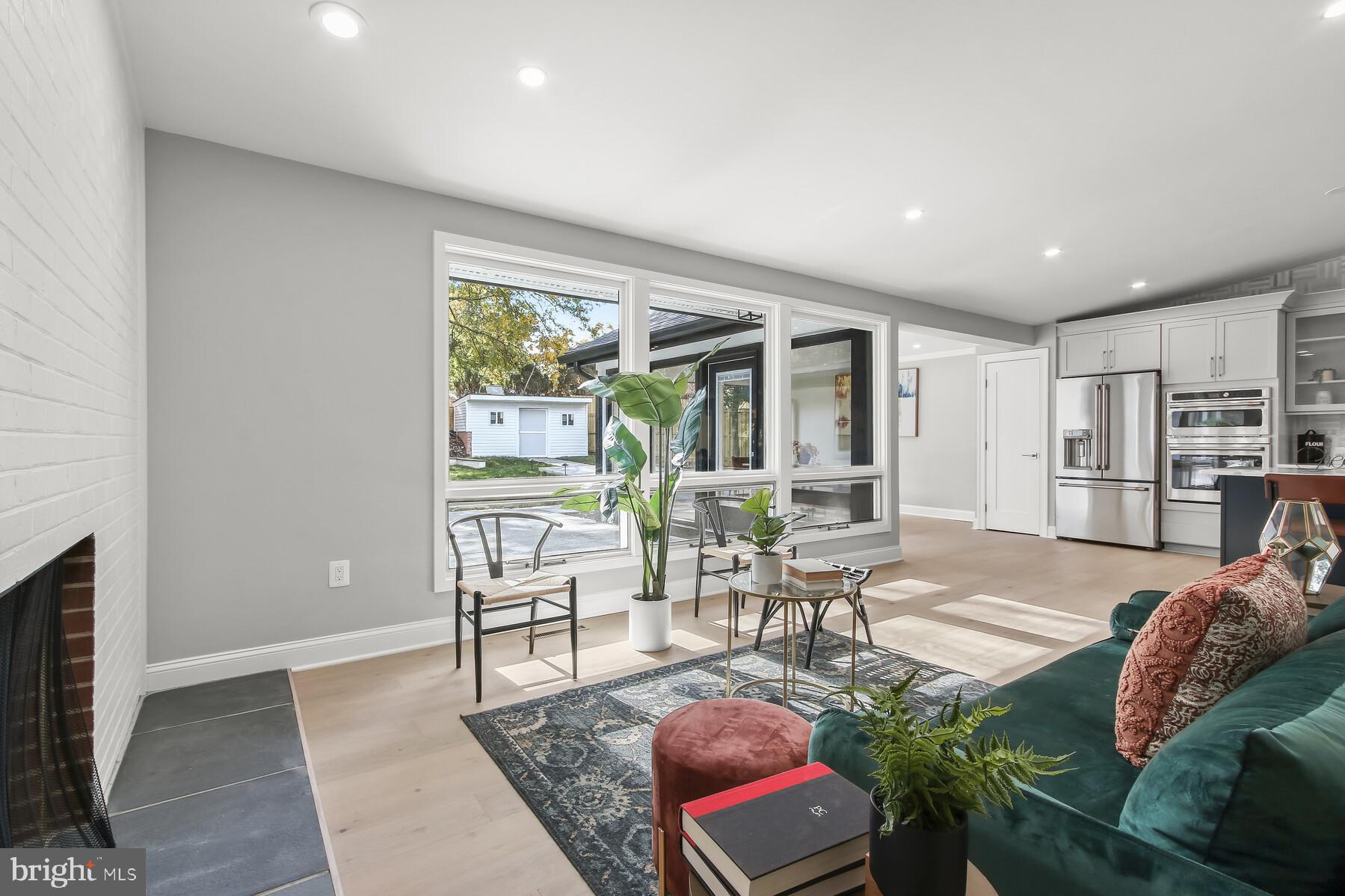 DUNLOP HILLS - Residential