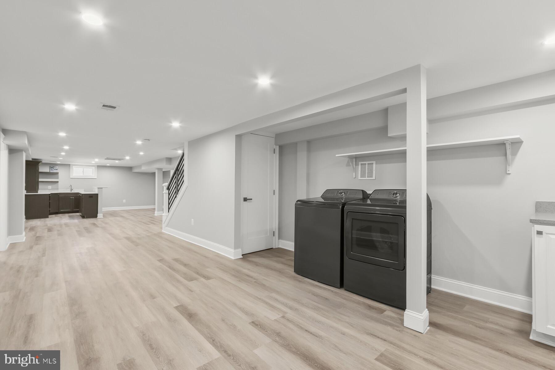 DUNLOP HILLS - Residential